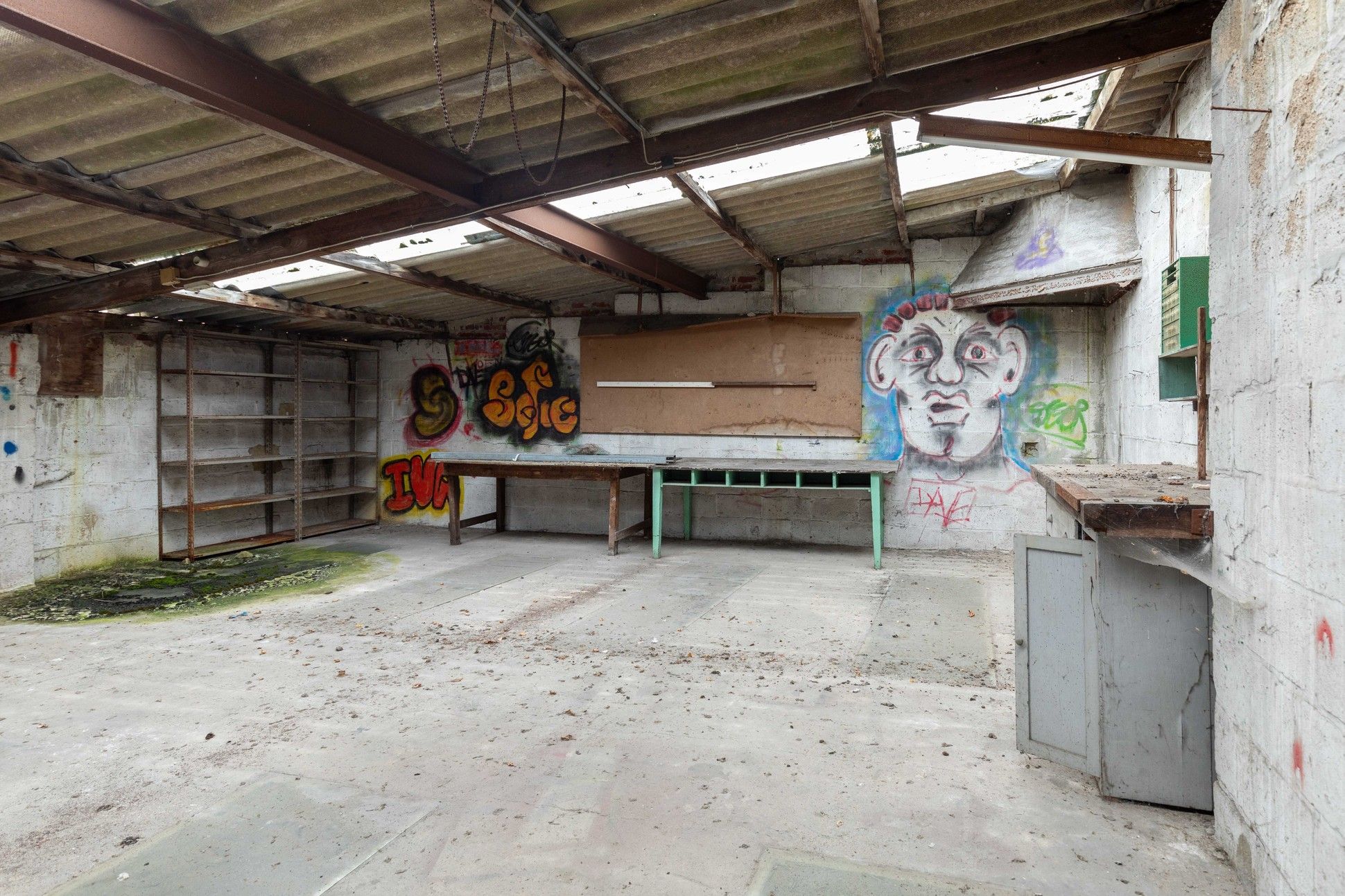 Woning met kantoor/winkel en magazijn/loods te koop in het centrum van Meulebeke. foto 10