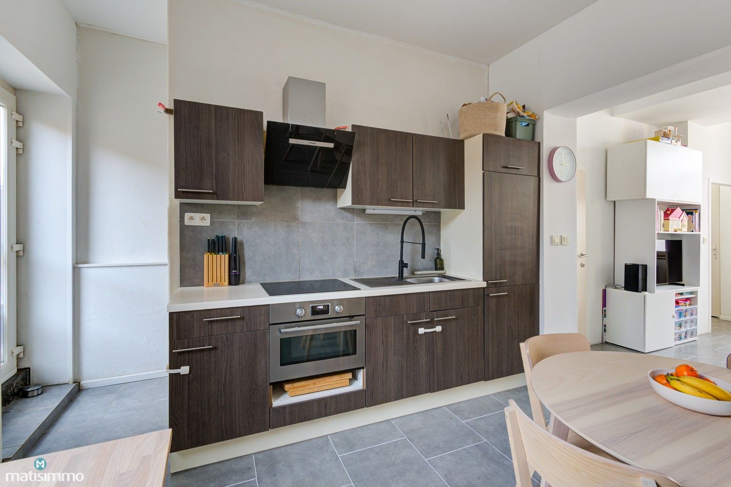 INSTAPKLARE WONING MET ZONNEPANELEN EN PRACHTIGE TUIN TE TONGEREN foto 6