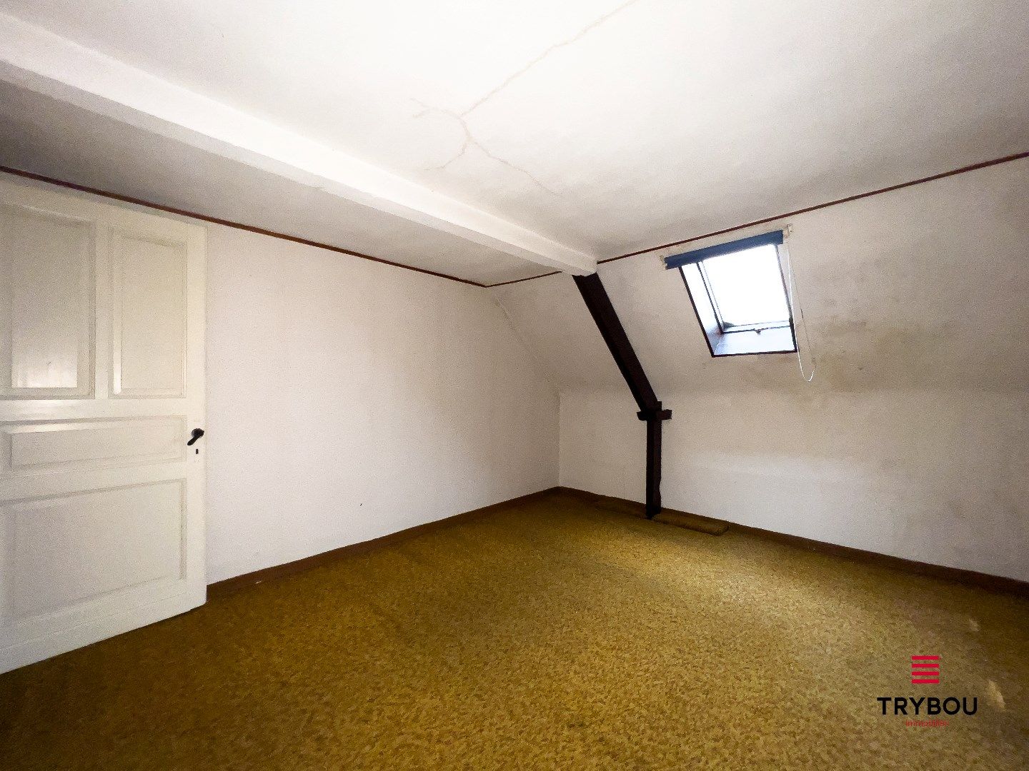 Te renoveren woning in centrum van Houthulst op perceel van 1042m² foto 15