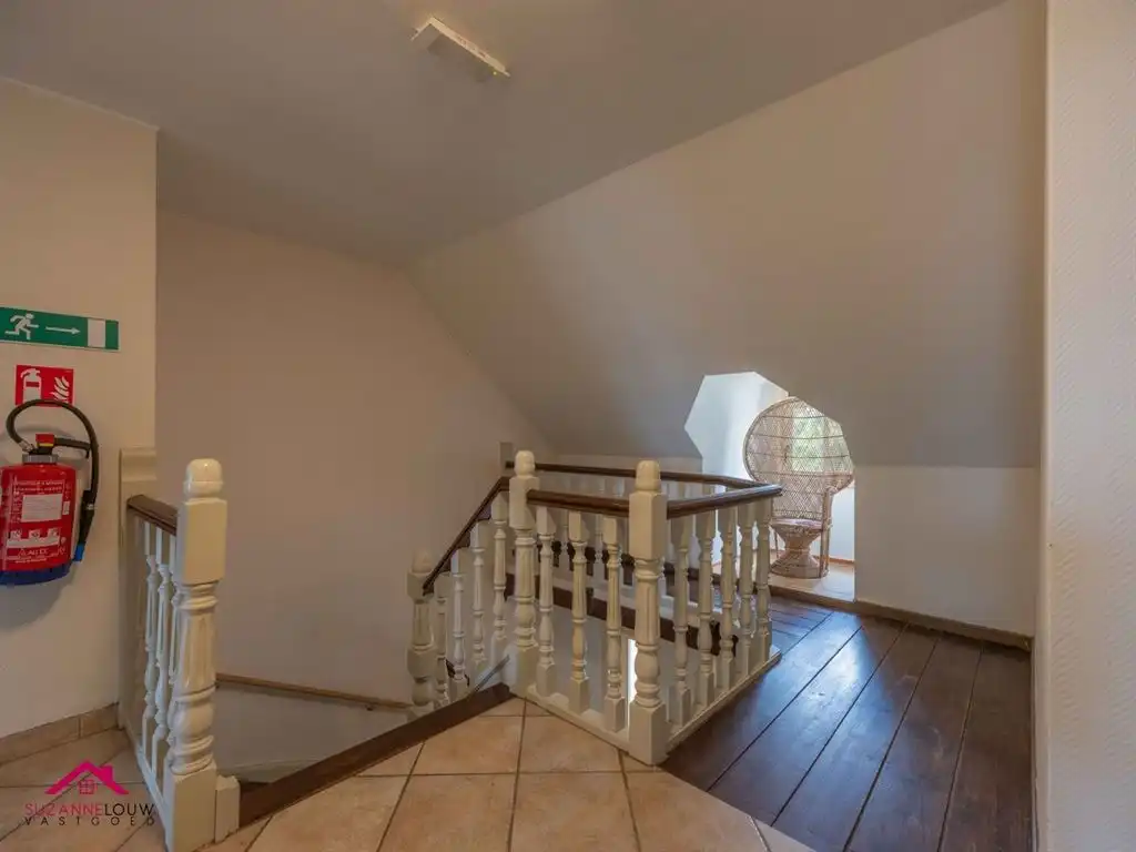 Riante vrijstaande woning met praktijkruimte foto 19