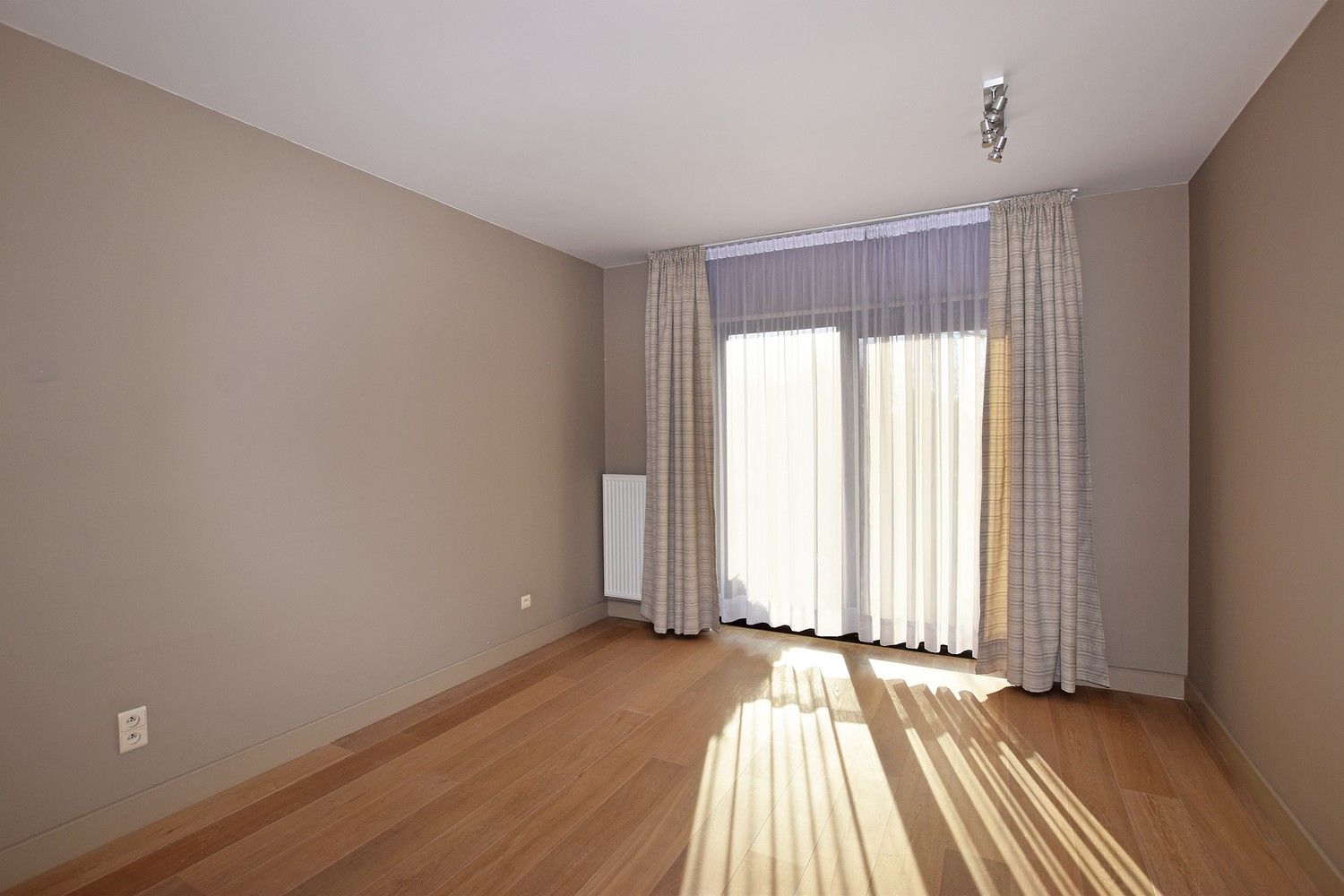 Mooi gelijkvloers appartement met twee slaapkamers en een groot terras te Wijnegem! foto 7
