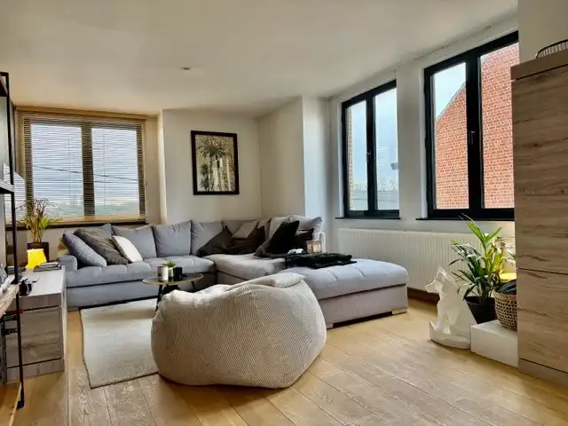 INSTAPKLAAR EN COMFORTABEL APPARTEMENT MET 2 SLAAPKAMERS foto 2