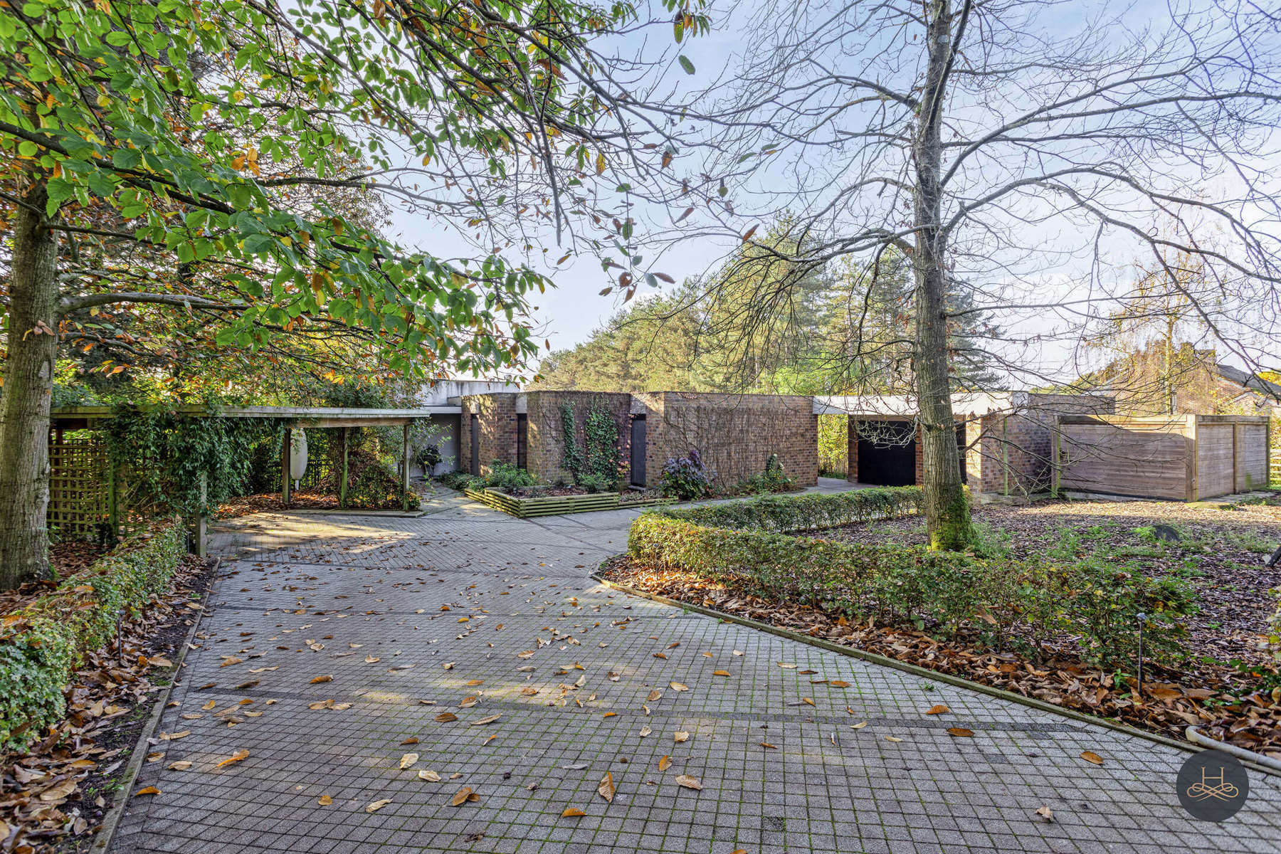 Authentieke architectenwoning gelegen midden in het groen foto 2