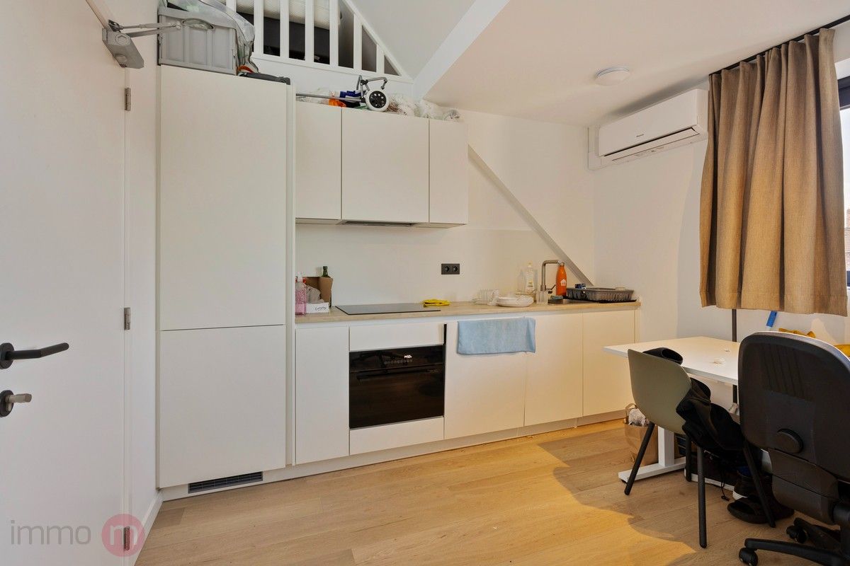 RECENTE STUDIO met EIGEN SANITAIR - Oude Markt 42 foto 3