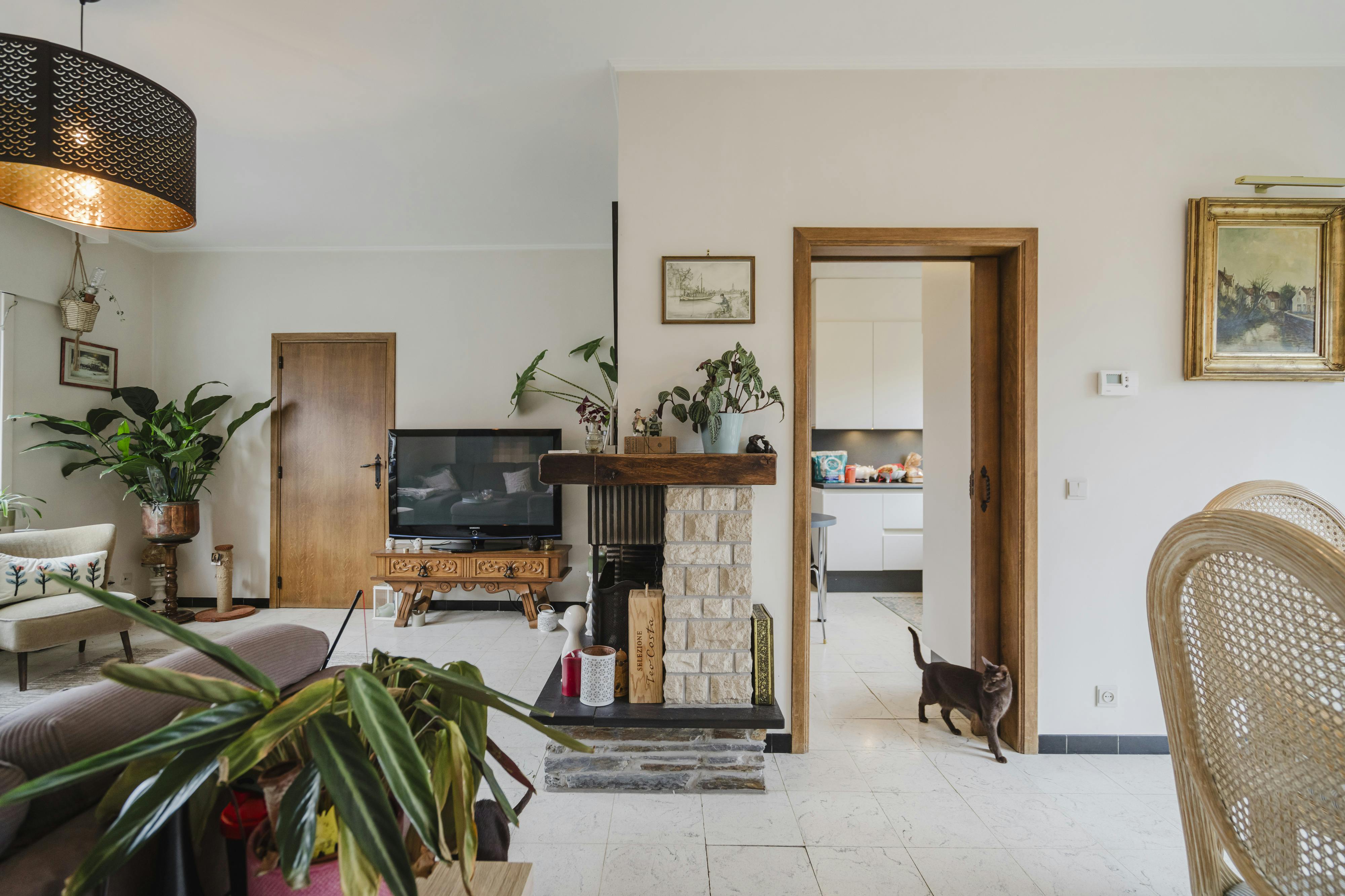 Karaktervolle burgerwoning te koop op Sint-Elisabeth te Kortrijk! foto 5