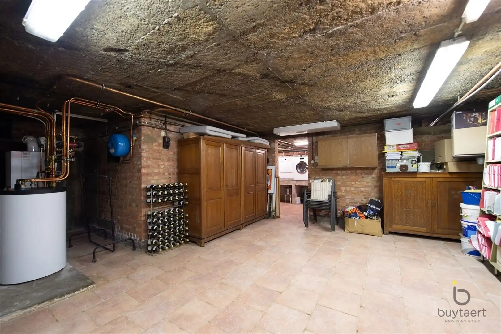 Villa met praktijk of  kangoeroewoning en Zuid - West tuin. foto 44