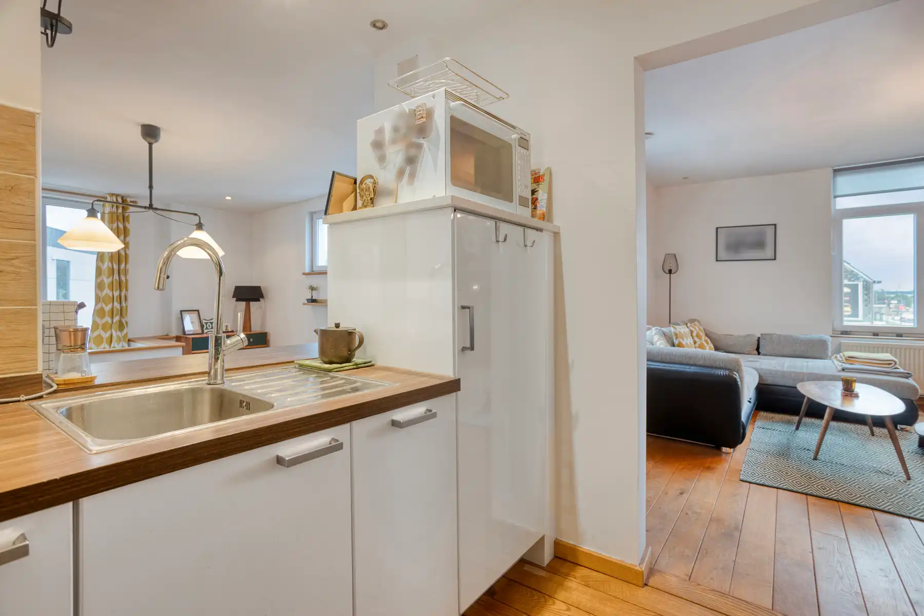 OPTIE Lichtrijk en goed onderhouden appartement met 2 slaapkamers foto 13