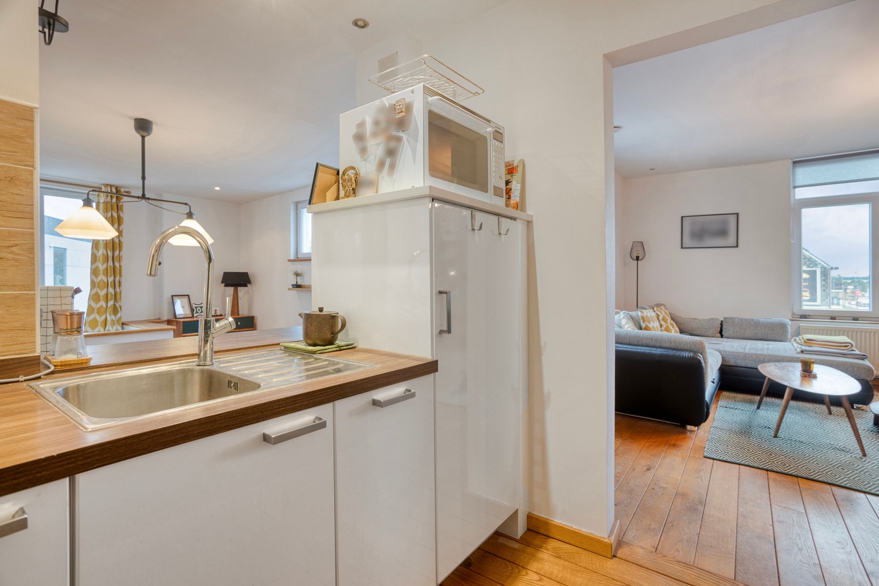 Lichtrijk en goed onderhouden appartement met 2 slaapkamers foto 13