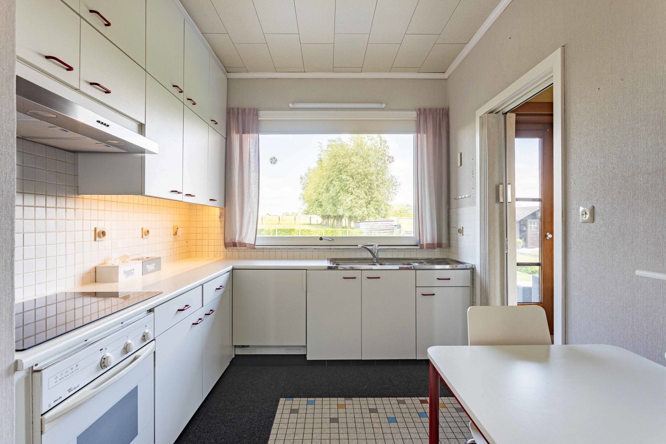 Solide alleenstaande woning op een prachtige locatie foto 12