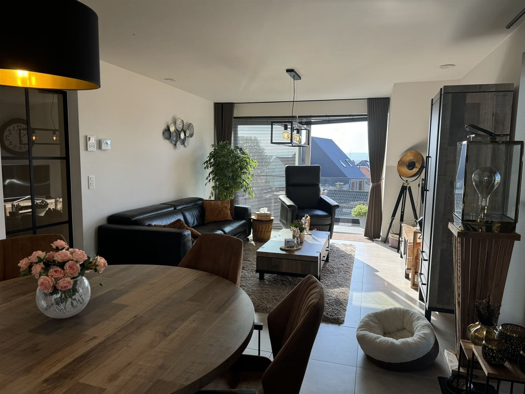 Luxueus appartement met ruim balkon in het centrum van Otegem. foto 4