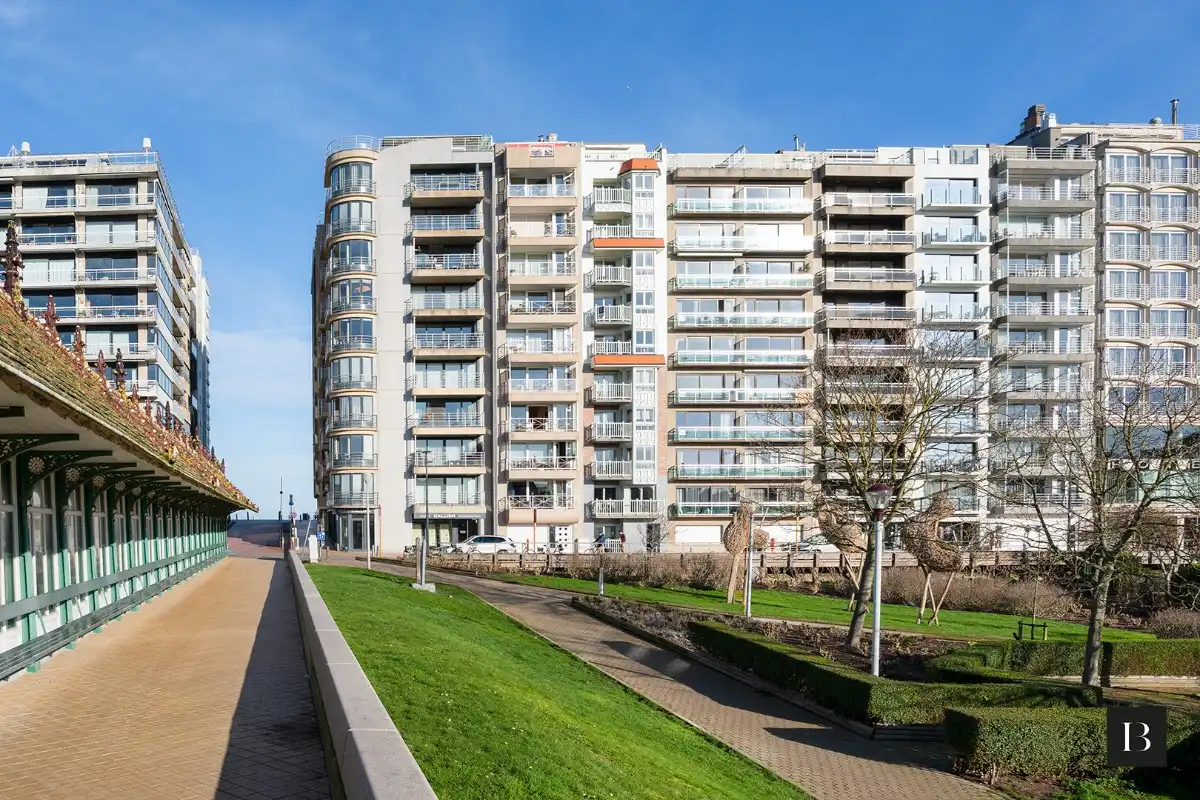 Instapklaar appartement met groot zonneterras aan de haven foto {{pictureIndex}}