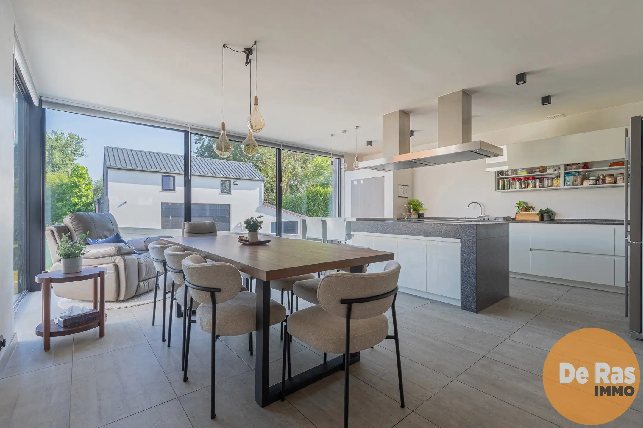 ERPE-MERE - Gerenoveerde halfopen woning met loods in Erpe foto 7