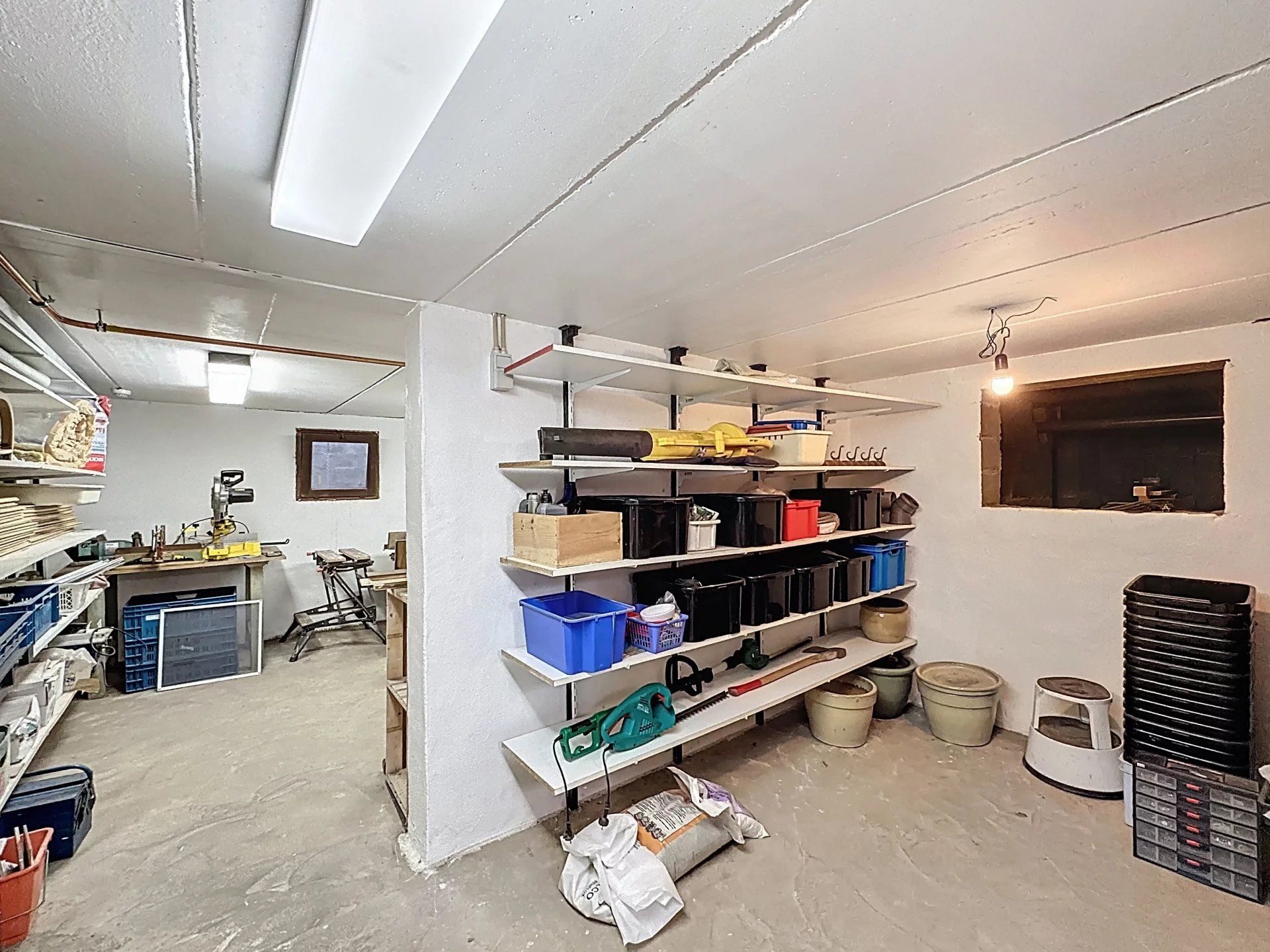 Zeer verzorgde landelijke woning op prachtig perceel met 3 slaapkamers en 2 badkamers. foto 34