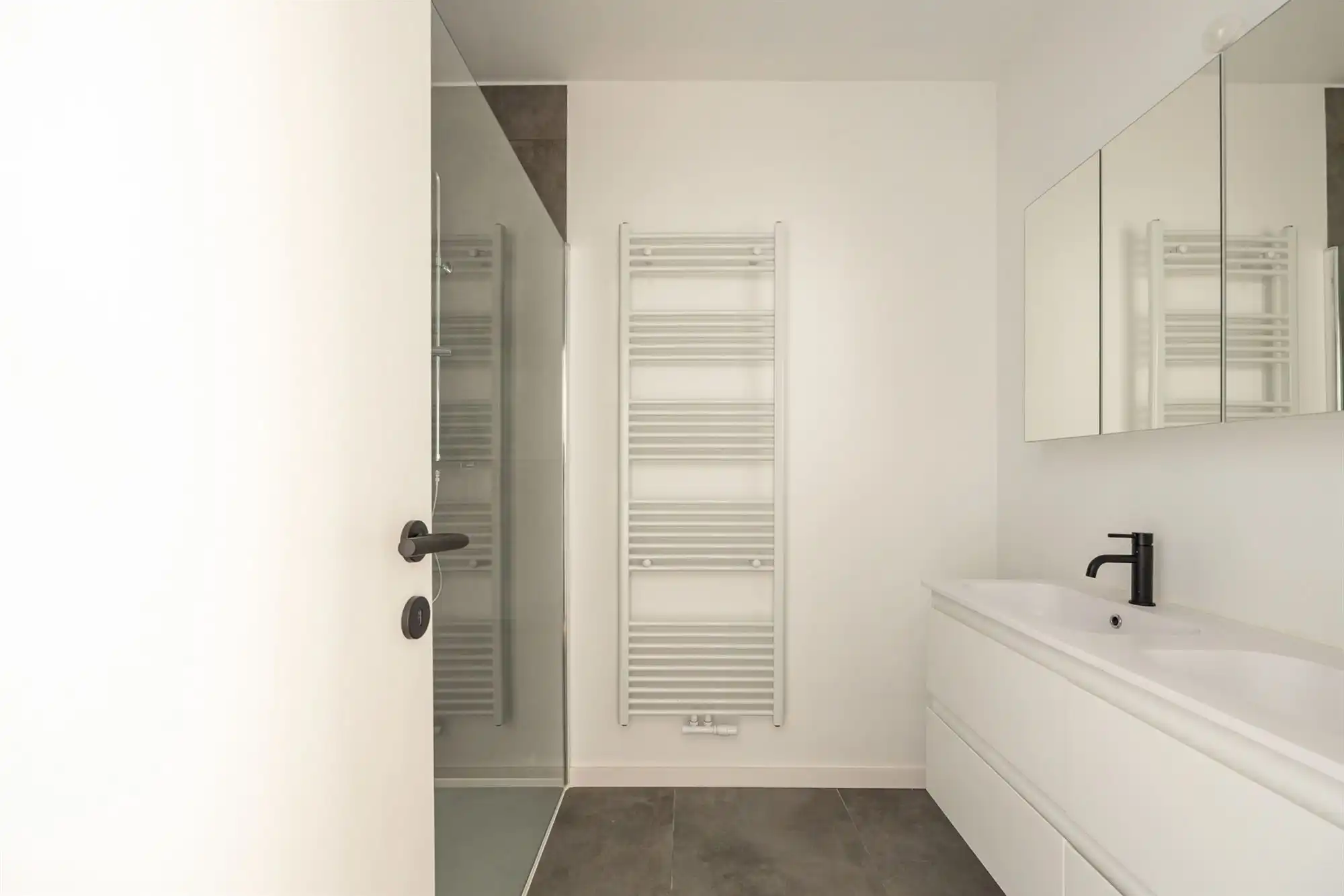 Gerenoveerd appartement met uniek bijgebouw op toplocatie in Lier foto 20