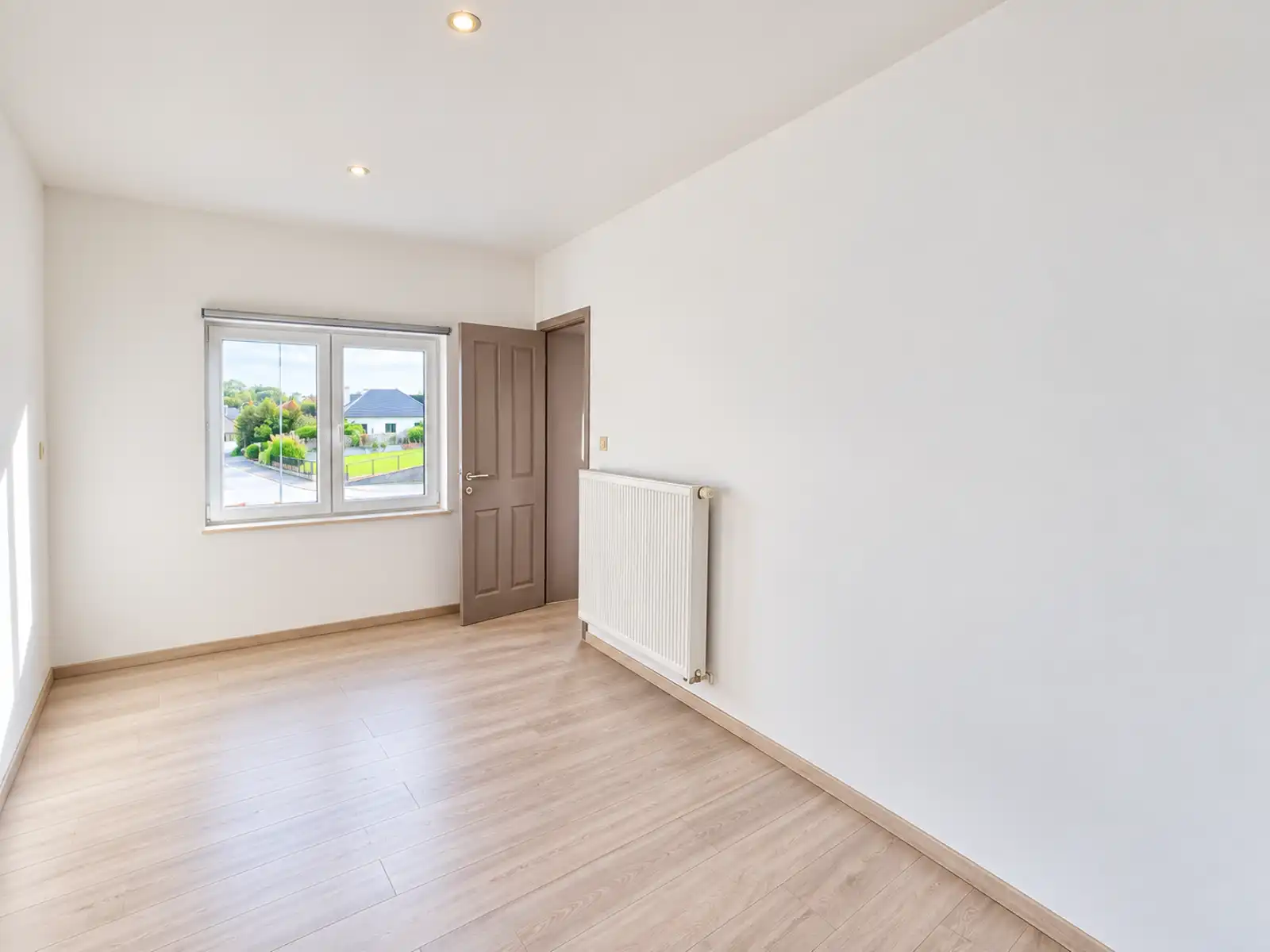 Appartement met eigen inkom in Zarlardinge foto 12