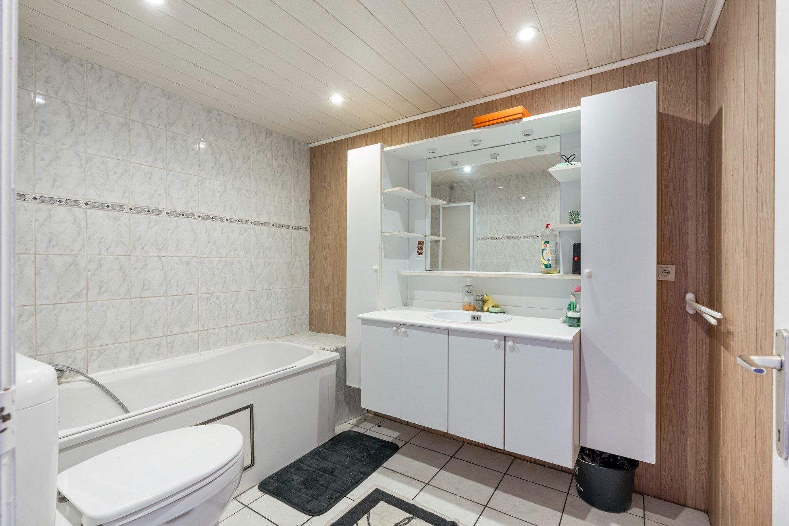 2-slaapkamer appartement op de eerste verdieping in residentie Minerva, op 500 m van het stadscentrum foto 16