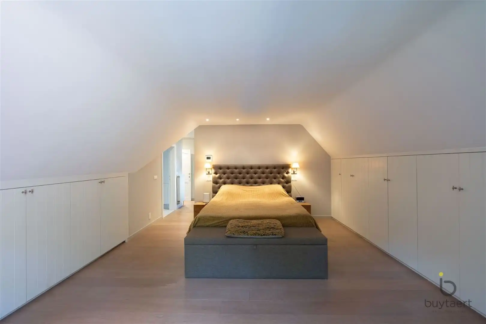 EXCLUSIEF: stijlvolle villa met een tijdloze inrichting op een toplocatie te Schilde! foto 44