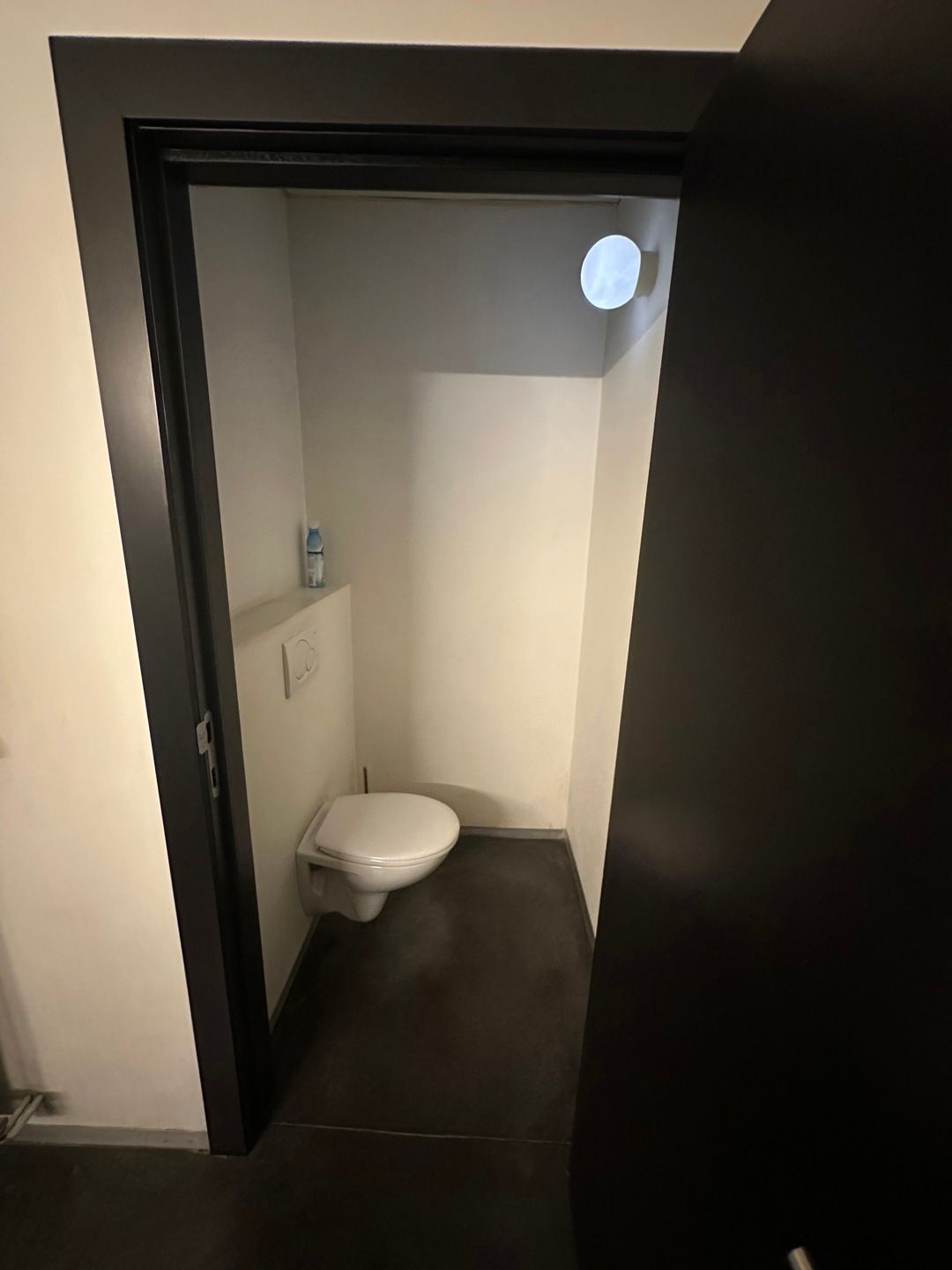 Commercieel te huur foto 24