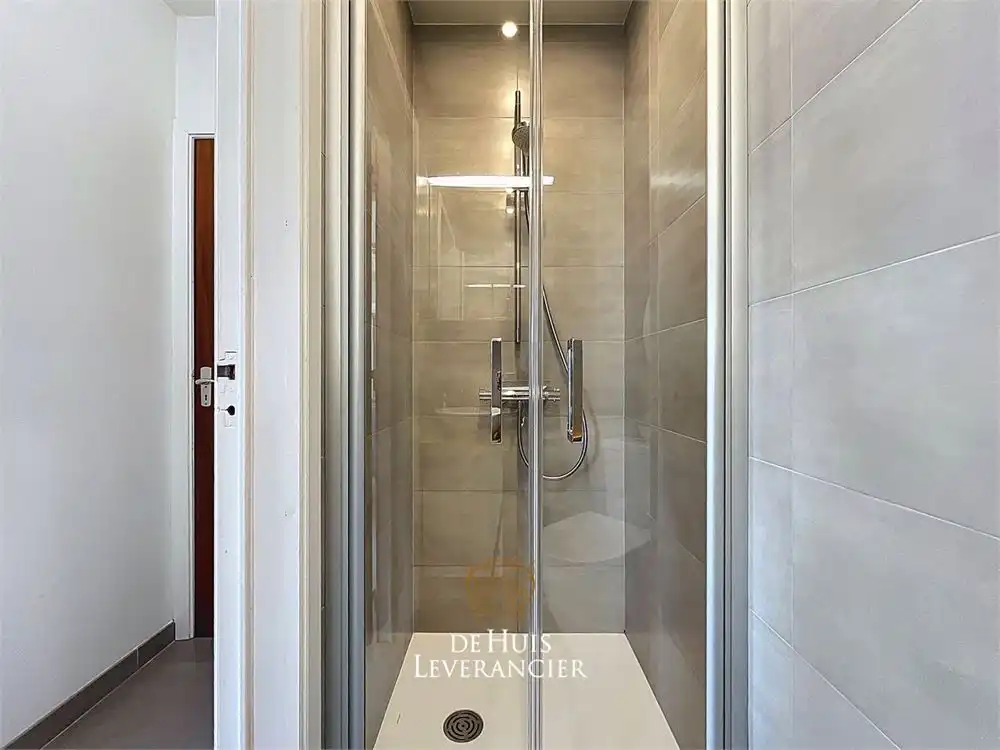 Droom gerust van wakker worden met zeezicht : ontdek jouw instapklare plekje op de Zeedijk in Koksijde foto 10