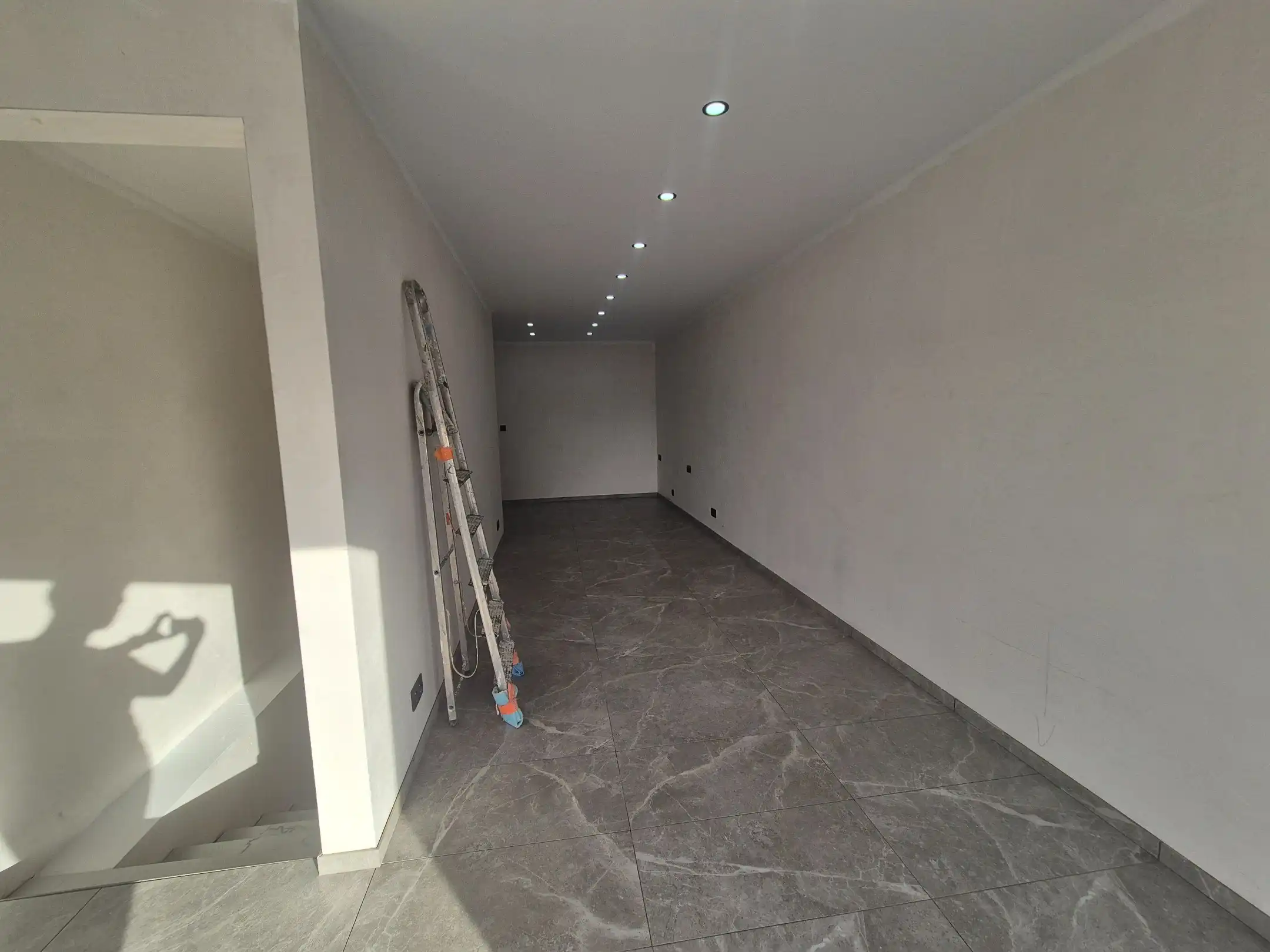 RUIME, VOLLEDIG GERENOVEERDE WONING – 5 SLAAPKAMERS – ENERGIELABEL B foto 16