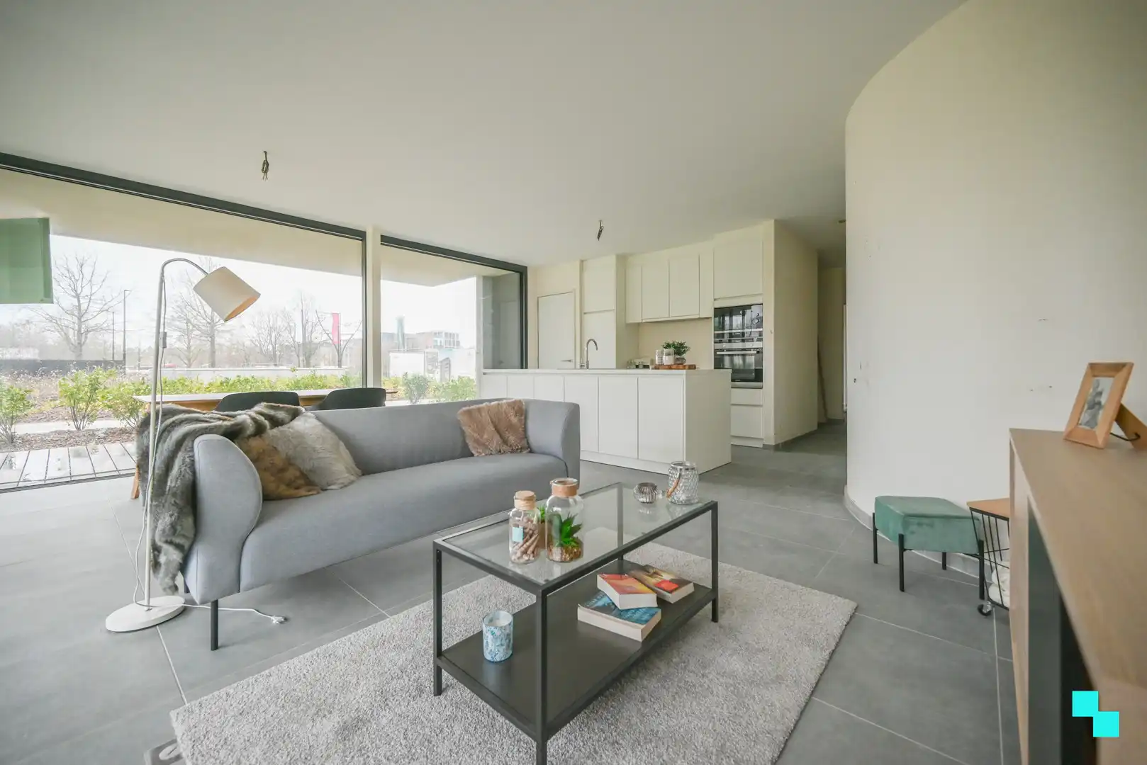 Gelijkvloers hoek appartement met riant terras foto 5