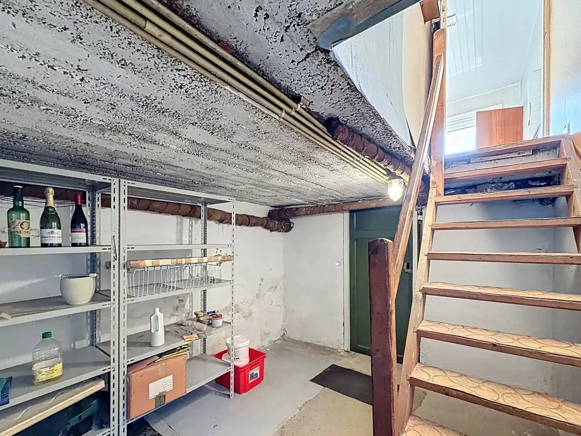 Te renoveren woning op een ruim perceel van 1350 m². foto 24