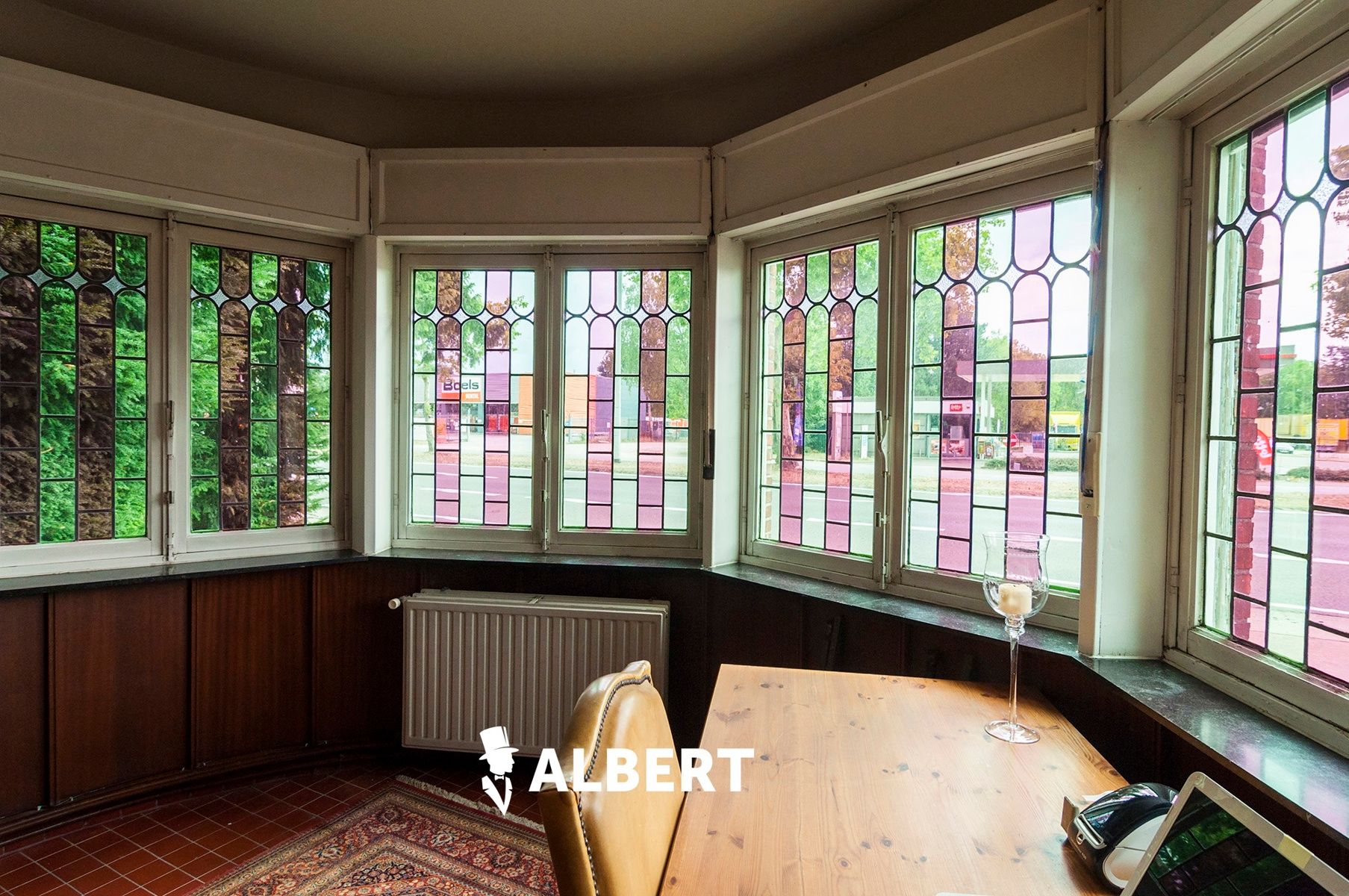 Gunstig gelegen, ruime, tijdloze woning op prachtig perceel! foto 14