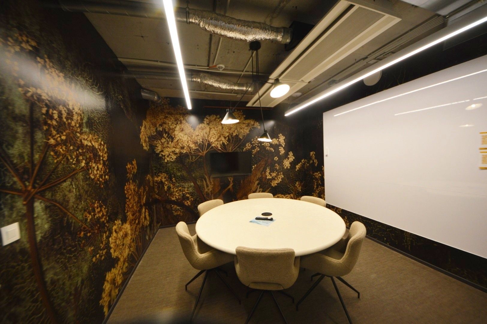 Bureaux prêts à emménager dans un immeuble moderne au 4e étage  foto 12