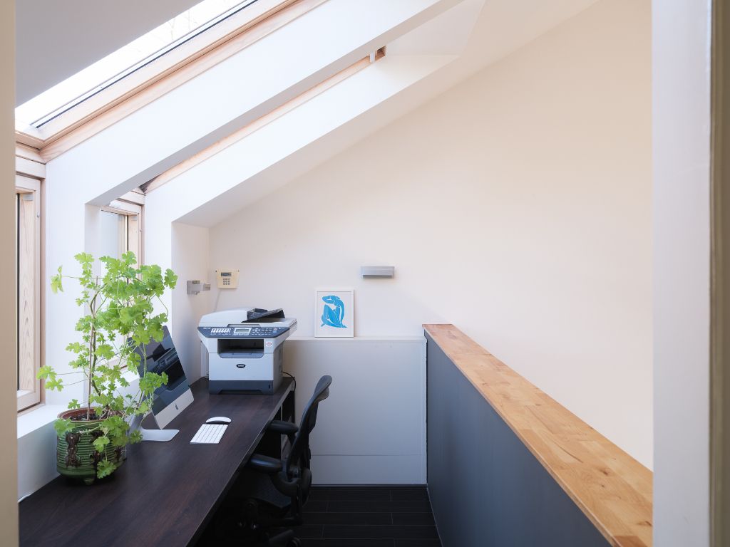 Ruime en energiezuinige woning (A-score) met de mogelijkheid tot combinatie woon/werk op een zeer gegeerde locatie te Sint-Martens-Latem. foto 25