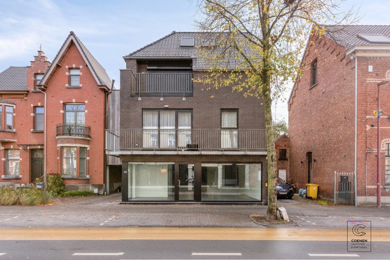 Goed gelegen handelspand van 61 m² in het centrum van Rijkevorsel! foto 2