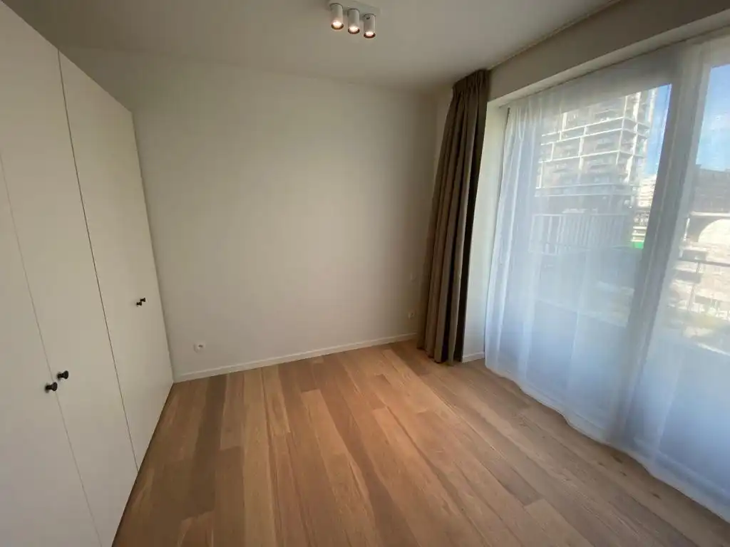 Recent appartement met veel lichtinval en hoogwaardige afwerking foto 10