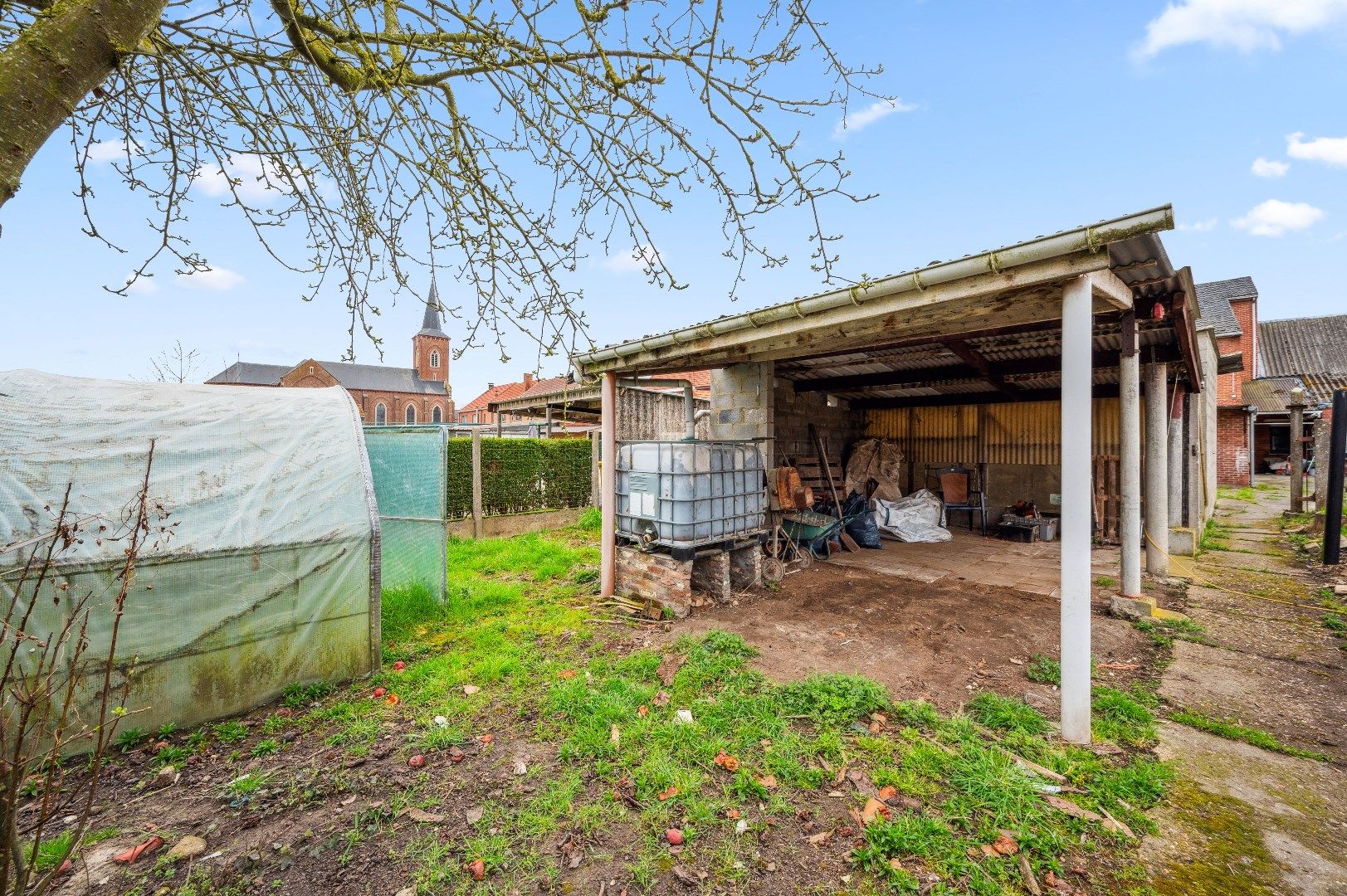 Te renoveren woning te Melkwezer foto 22