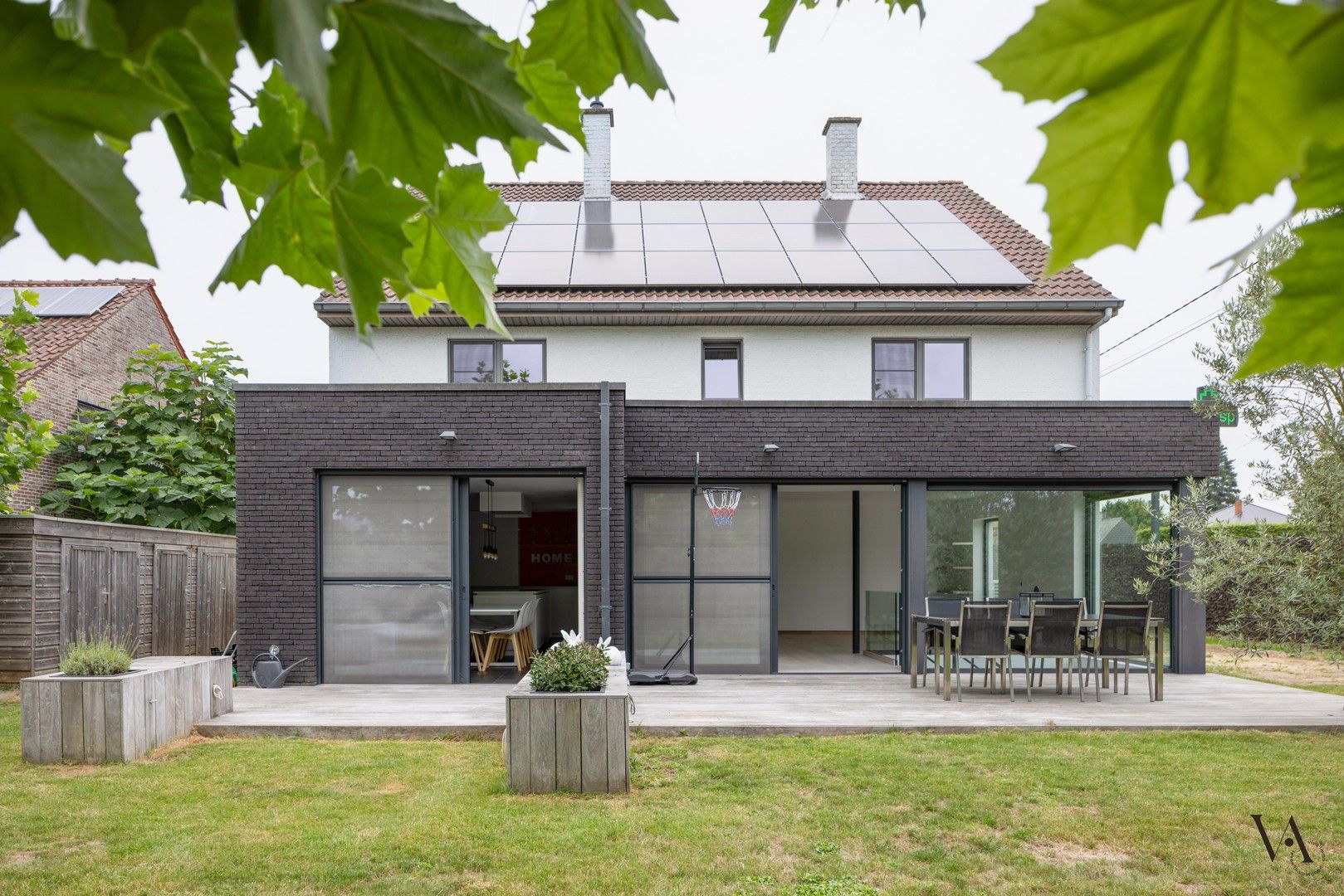 Ruime gerenoveerde gezinswoning met tuin te Pellenberg foto 16