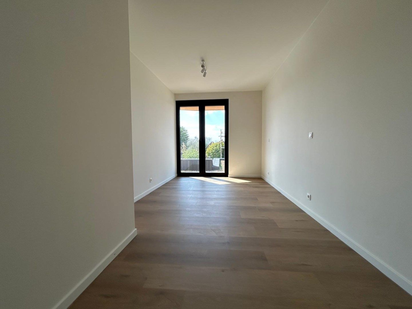 Duurzaam afgewerkt & luxueus appartement TE KOOP in 'residentie Daniël & Zozima'. foto 13