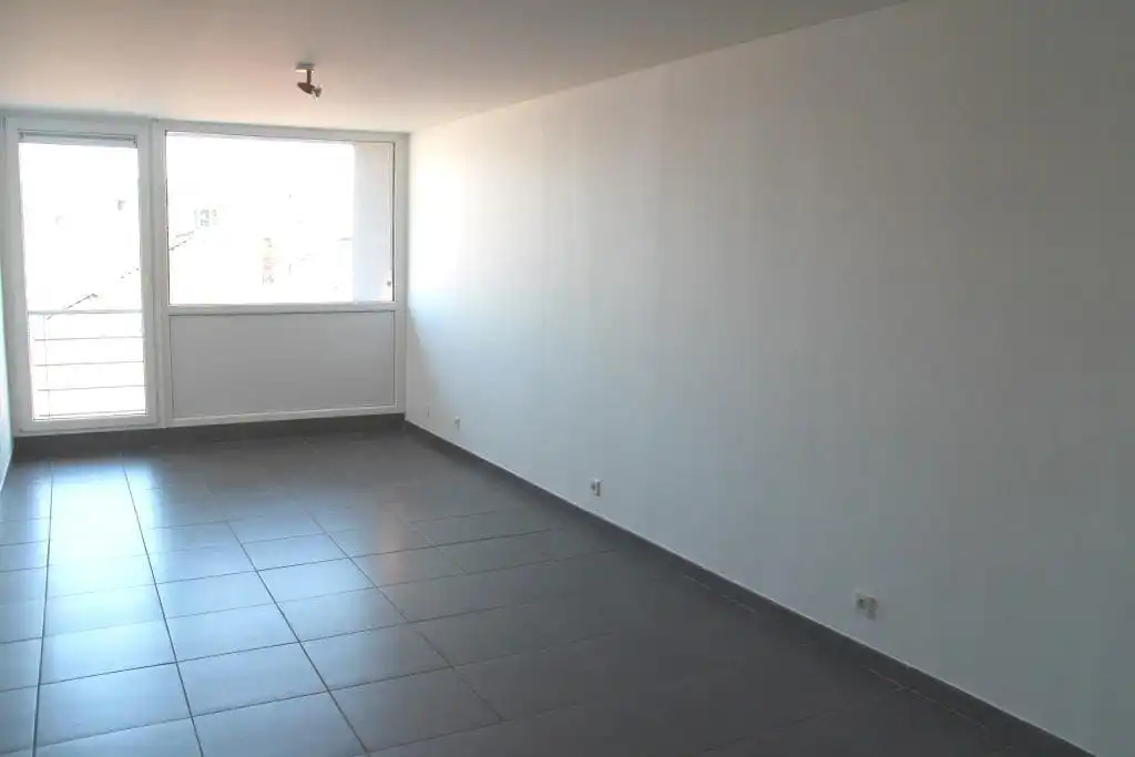 Ideaal starters of investeringsappartement te Kortrijk foto 7