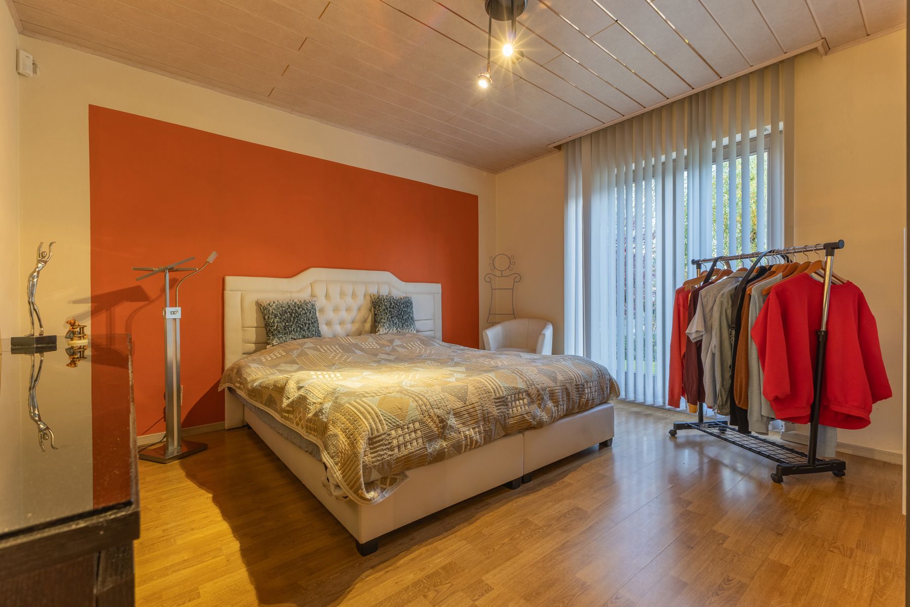 Prachtige villa met 6 slaapkamers in doodlopende straat foto 17