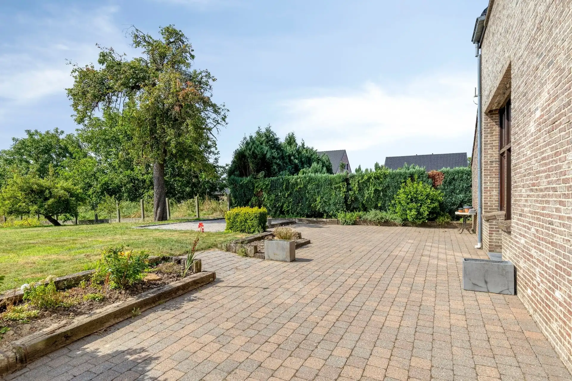 Zeer ruime woning geschikt als kangoeroe woning foto 4