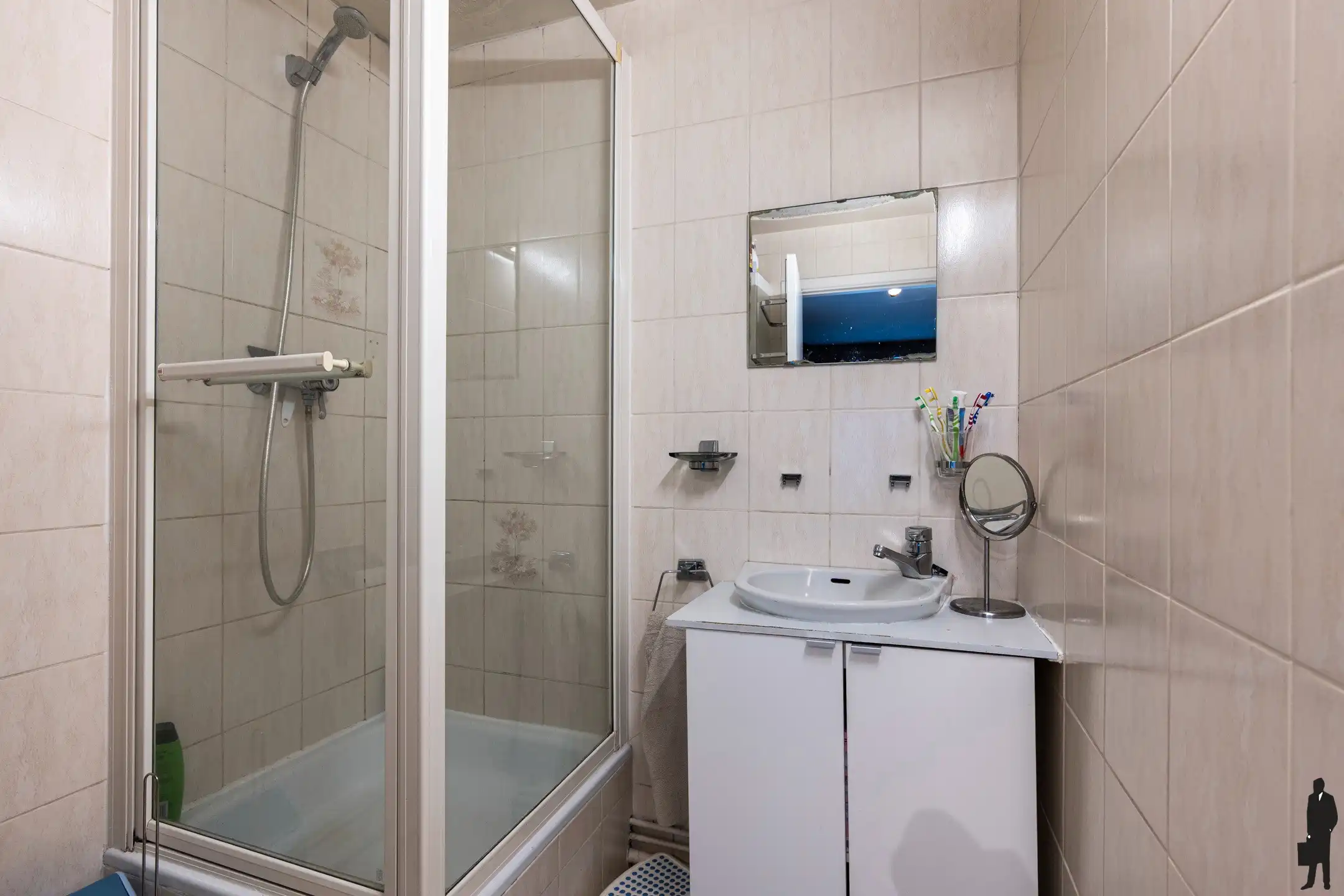 Vrijstaande woning met 4 slpk. gelegen op gunstige locatie te Minderhout foto 15