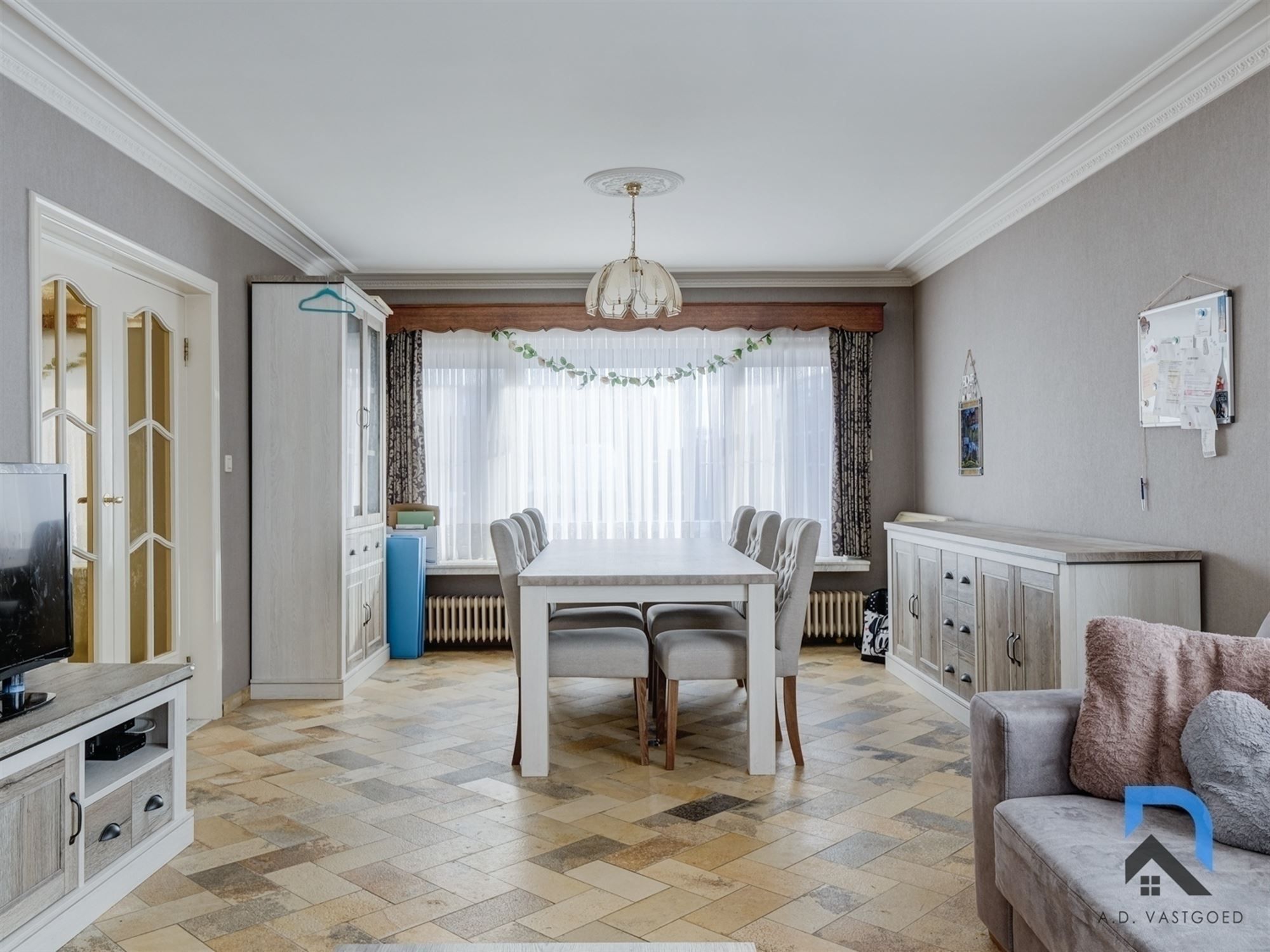 Vrijstaande woning op toplocatie met mooie tuin foto 7