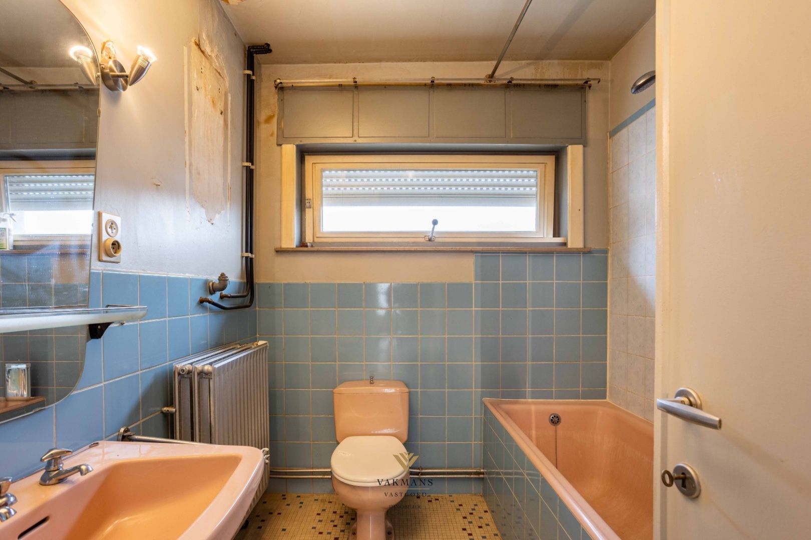 Zeer toffe ruime woning met garage en tuin foto 21