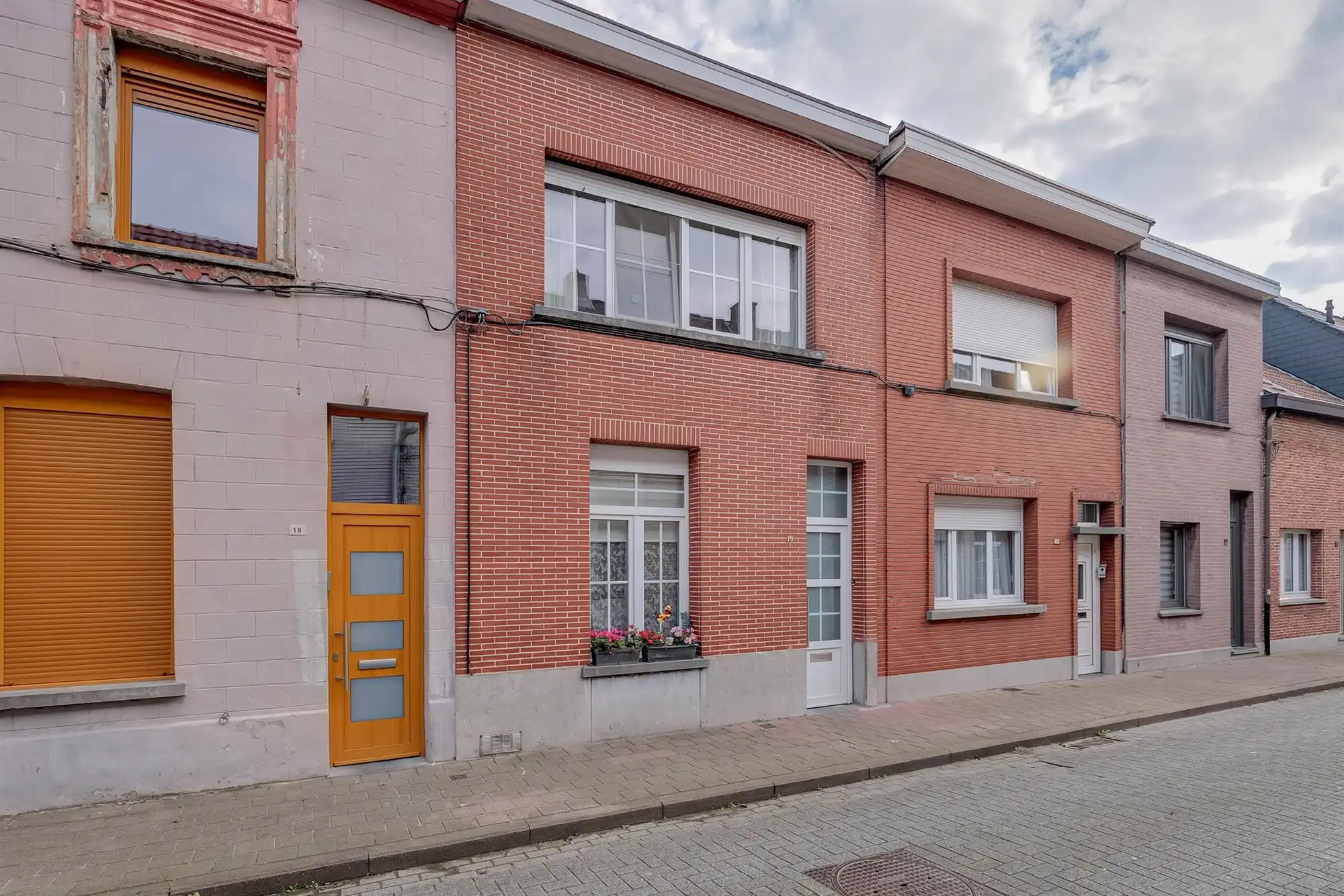 Ruime woning met 4 slaapkamers, tuin en terras in Deurne foto 25
