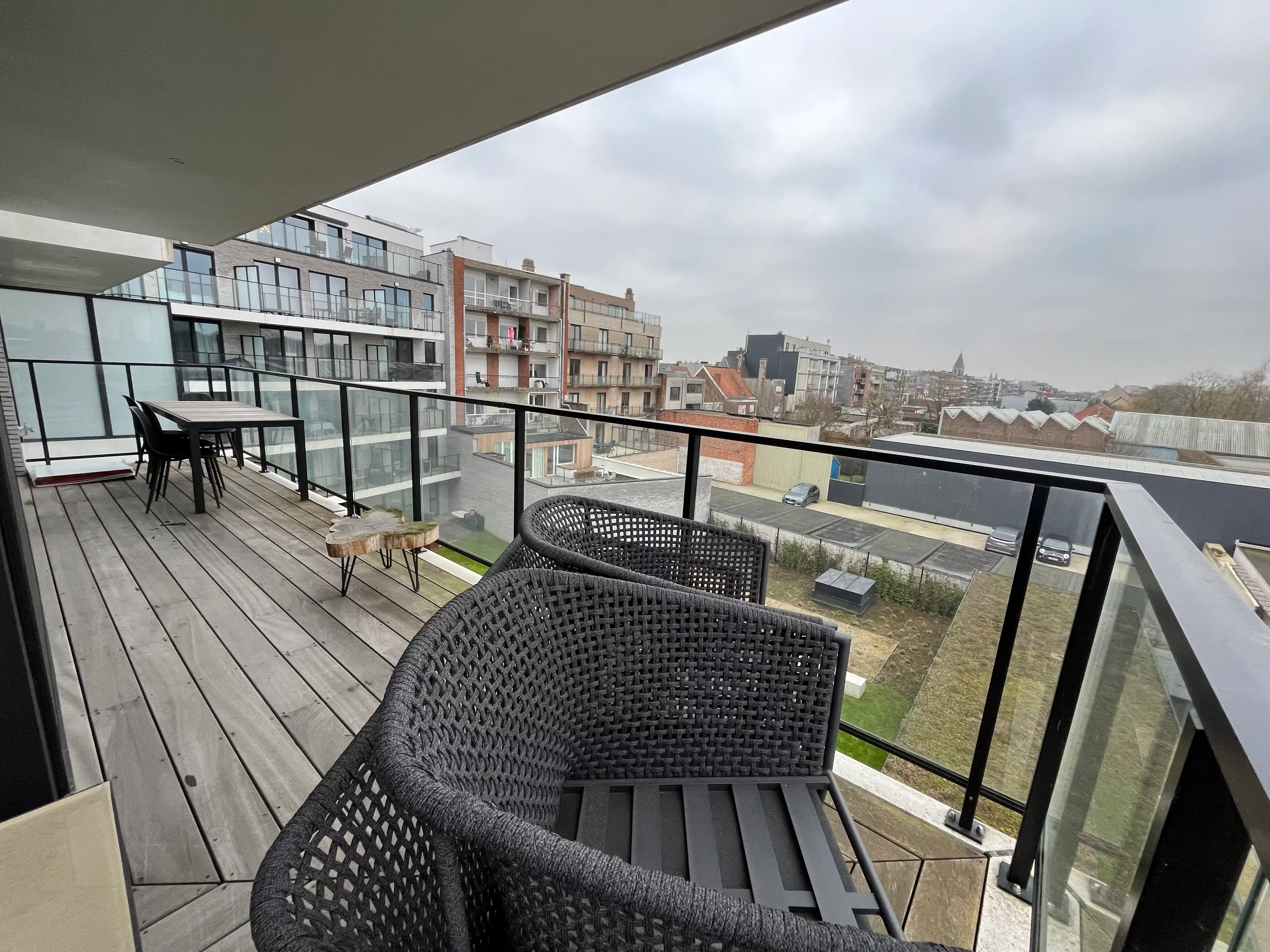 Instapklaar, lichtrijk appartement met zonneterrassen foto 17