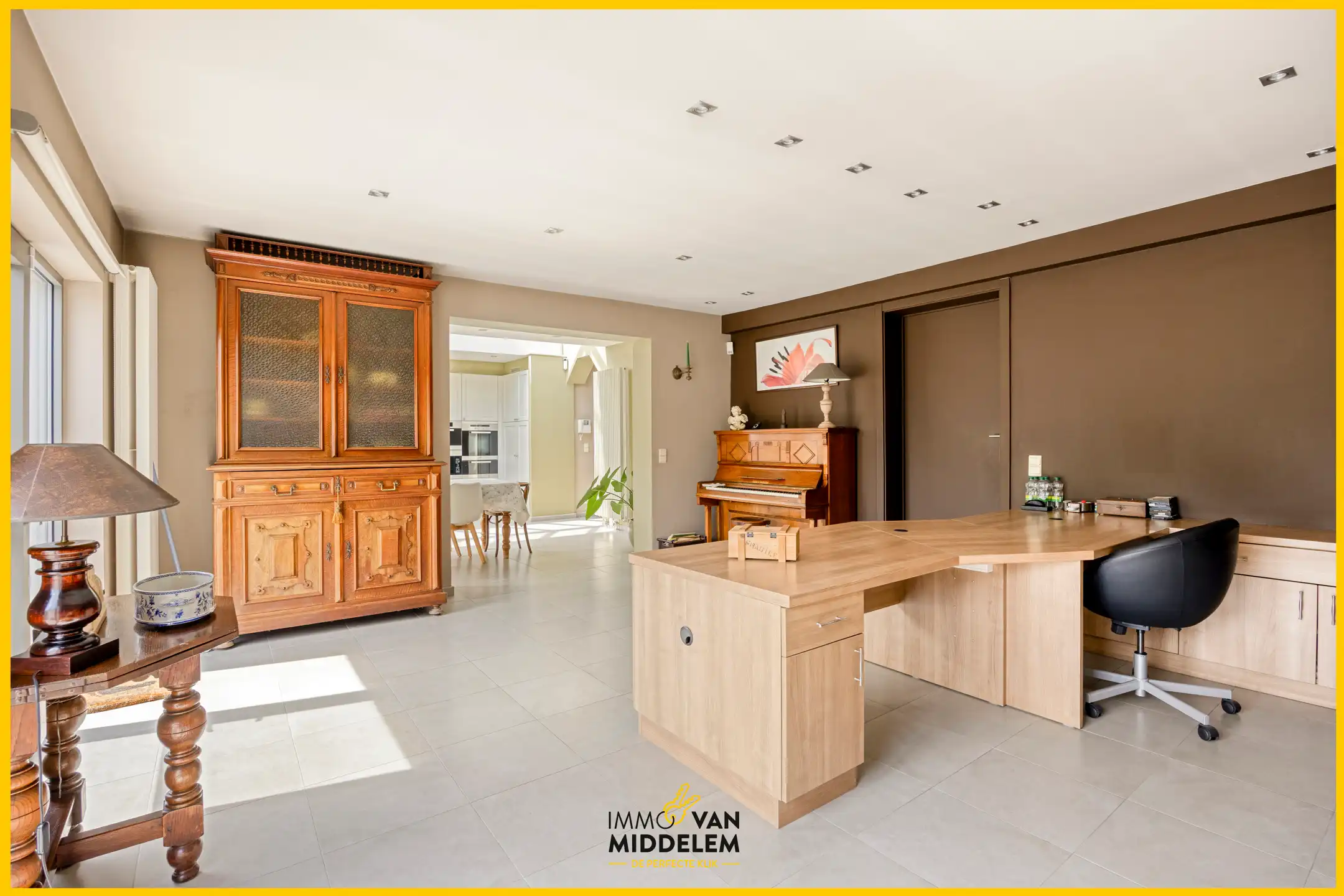 RUIME WONING MET 3 KAMERS, BUREAU, TUIN & GARAGE foto 8