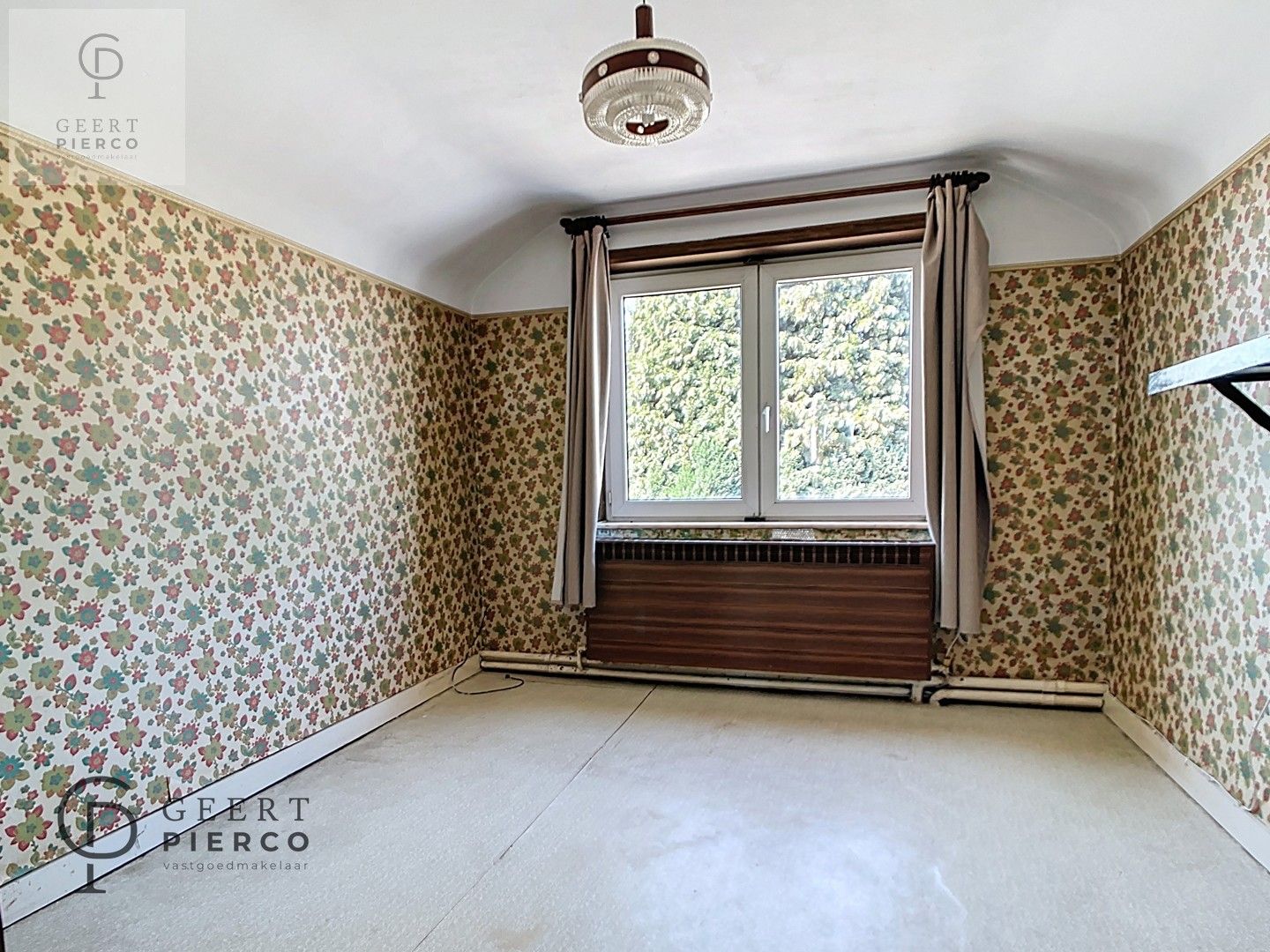 Deze te renoveren woning is gelegen in het landelijke Rumsdorp en dit op slechts enkele minuten rijden van Landen, Zoutleeuw en Tienen. foto 18