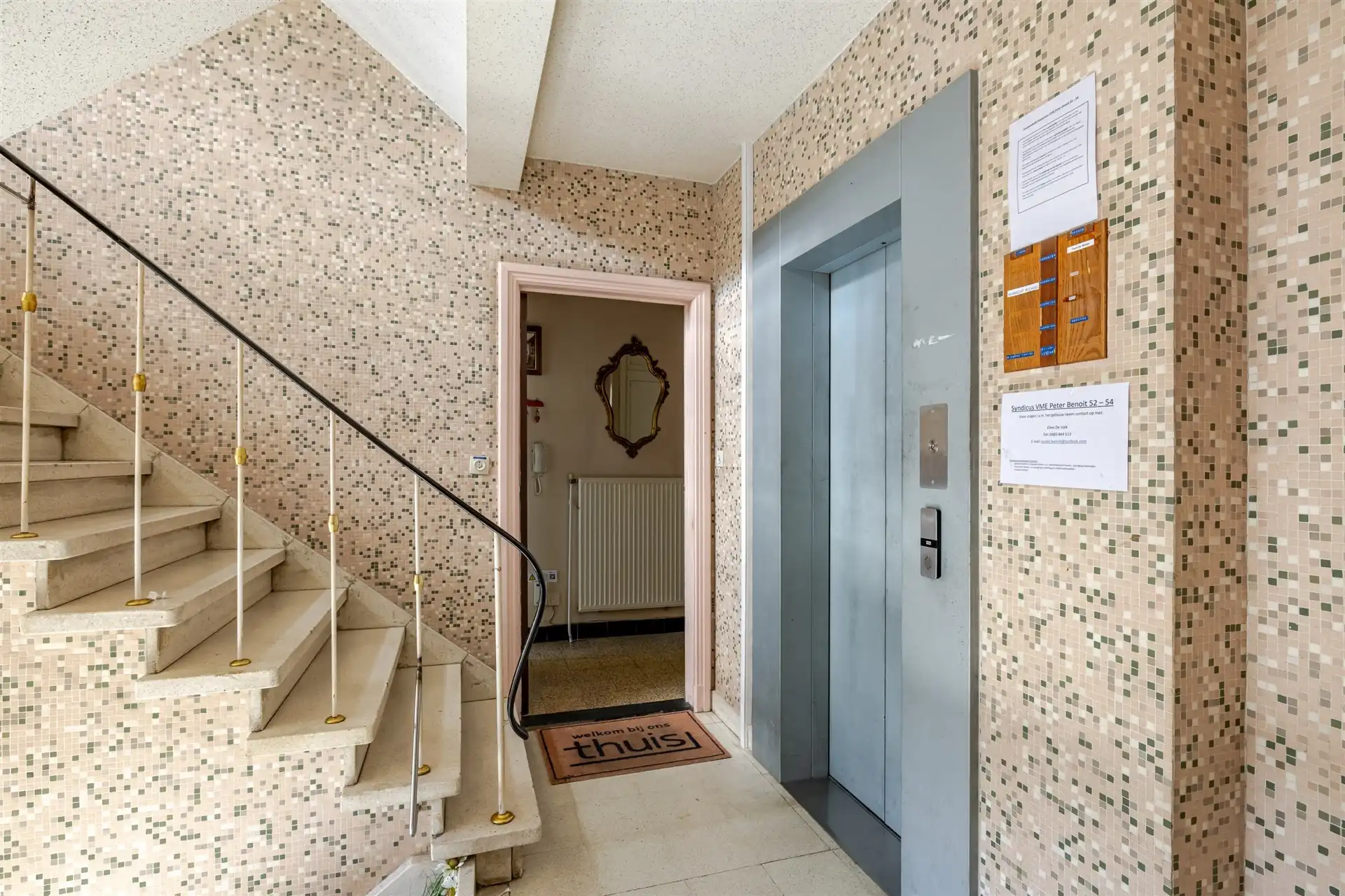 Appartement in centrum Sint-Niklaas met 3 slaapkamers foto 2