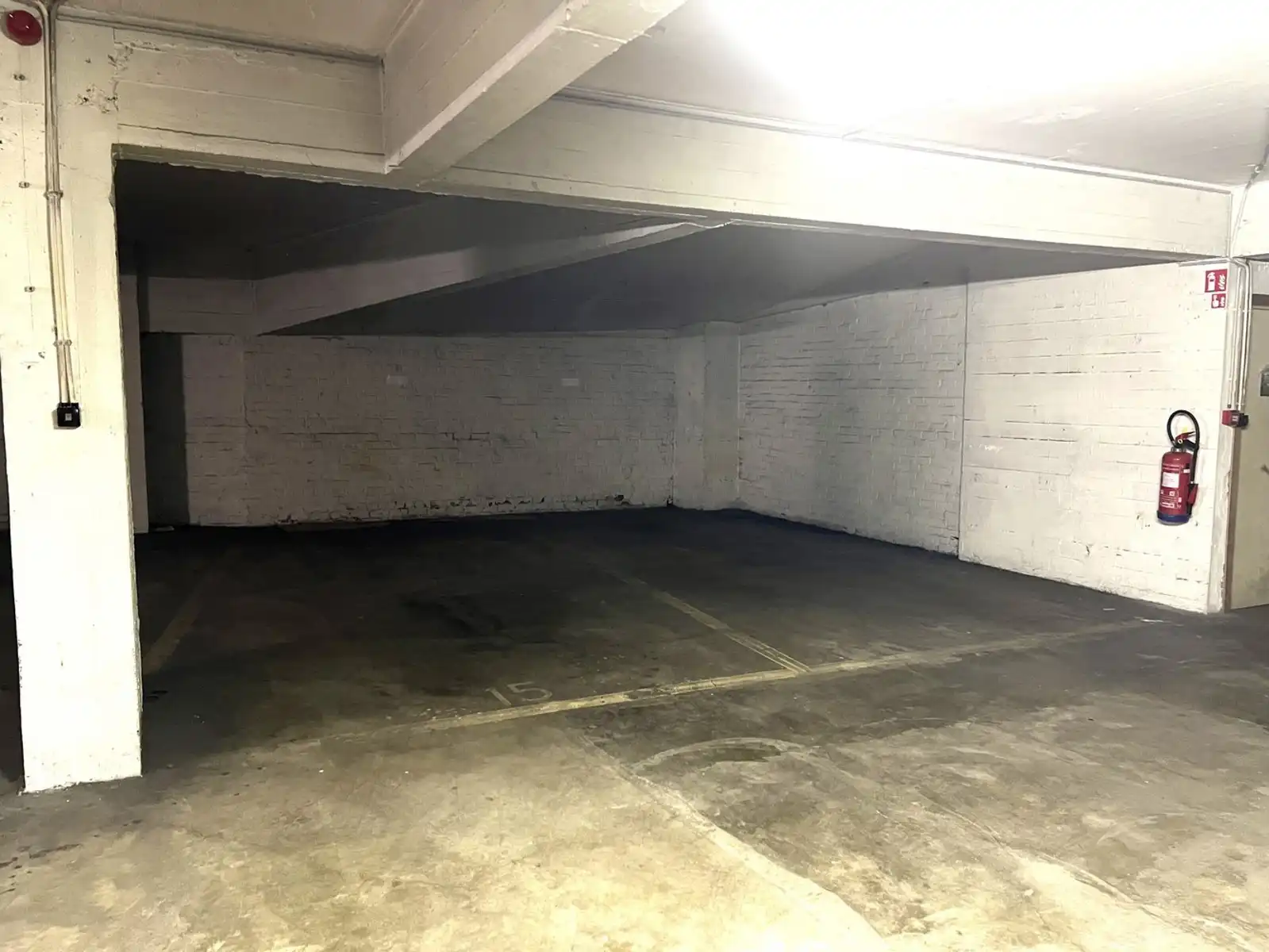 2 ruime ondergrondse staanplaatsen op toplocatie in hartje Leuven foto 2