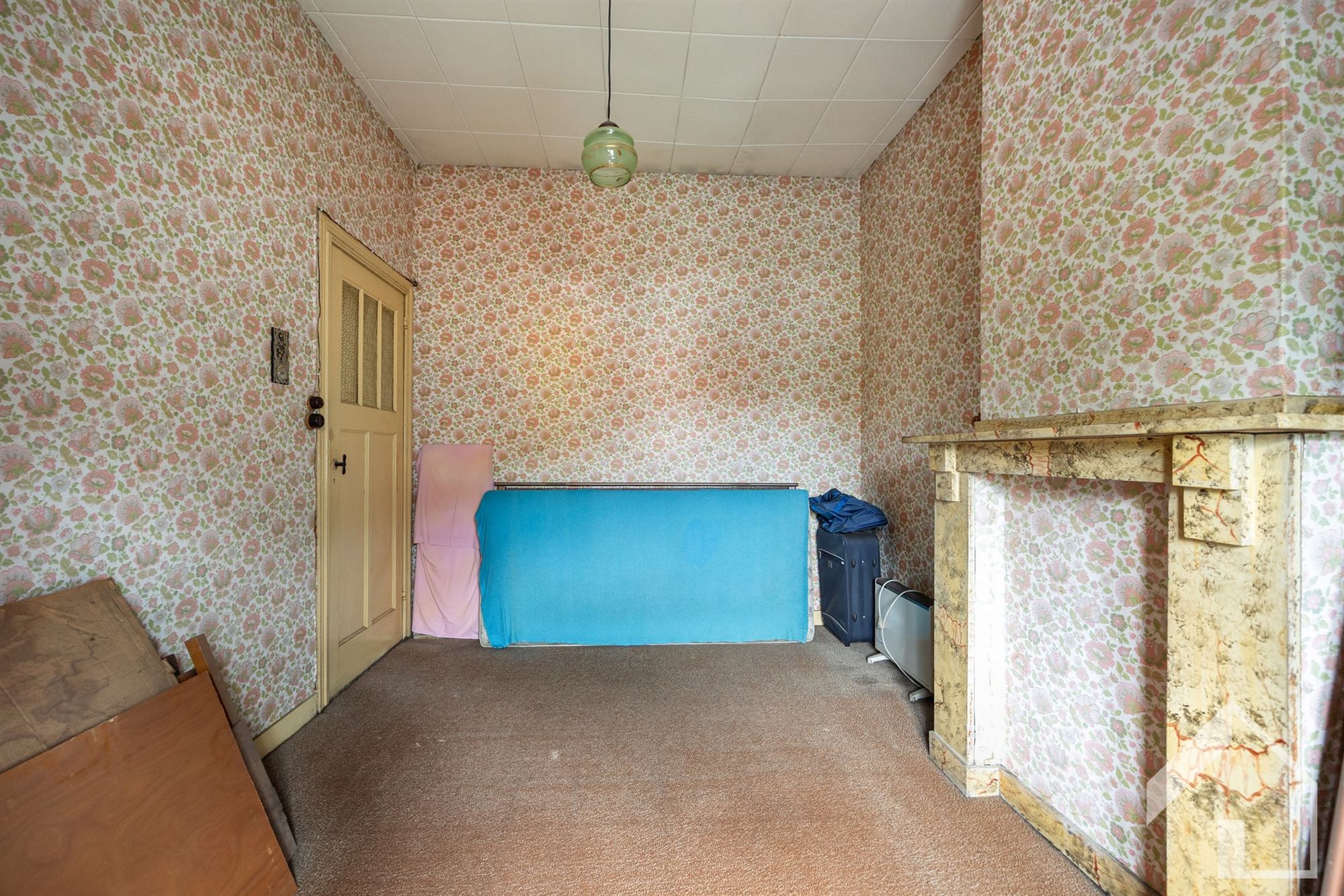 Te renoveren woning in een rustige wijk foto 15