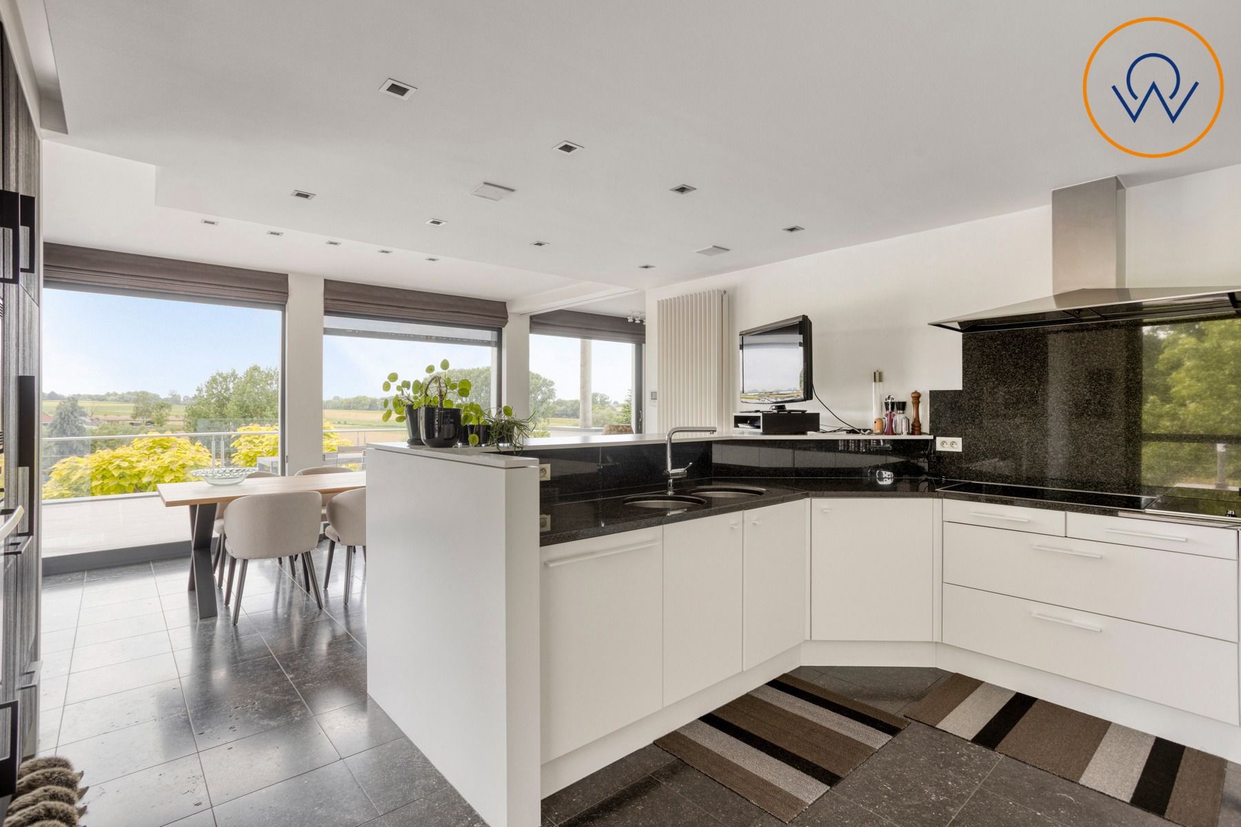 Exclusieve villa met adembenemend uitzicht en luxueuze voorzieningen foto 45
