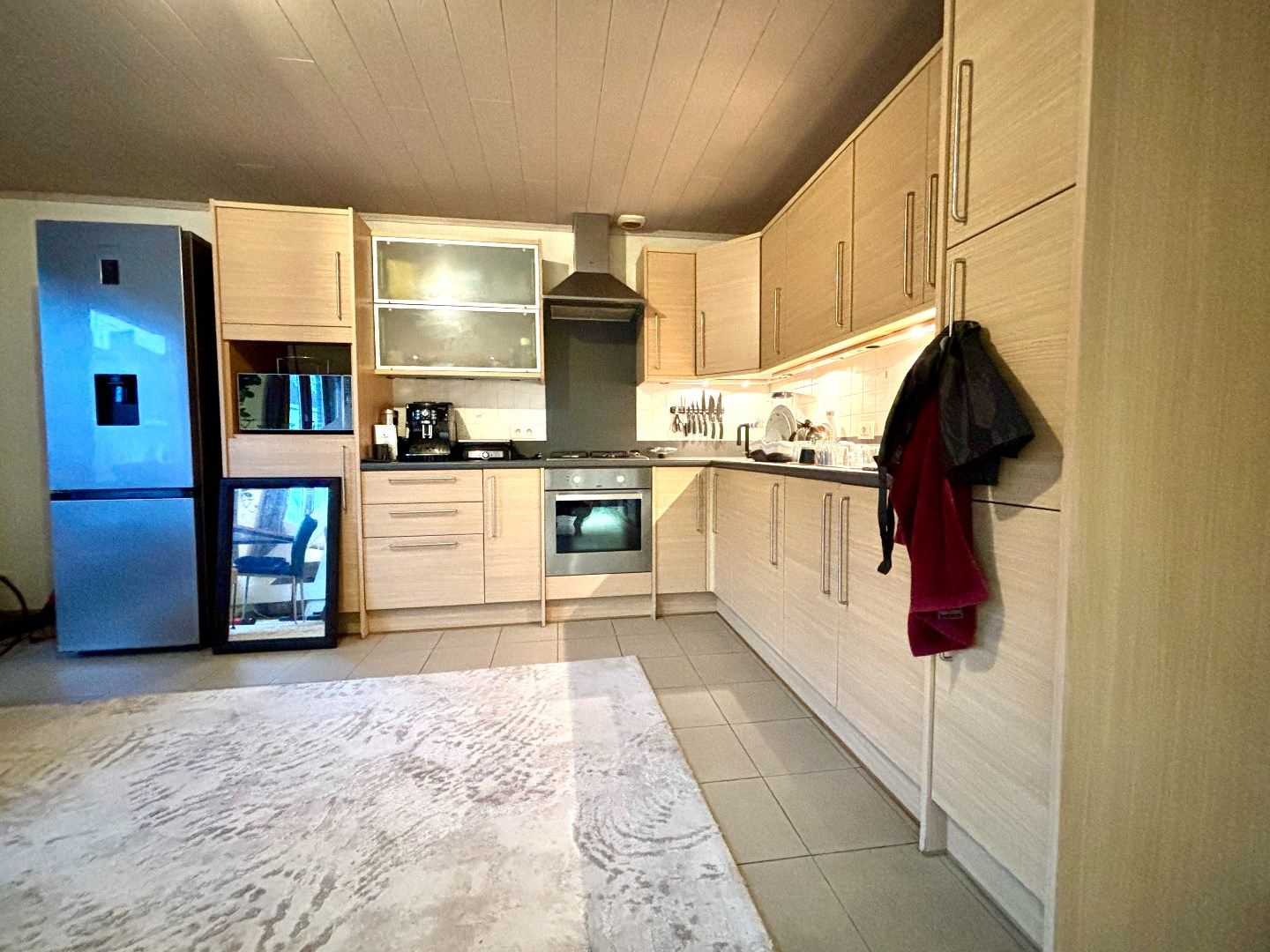 APPARTEMENT MET 2 RUIME SLPKS EN GUNSTIG EPC foto 2