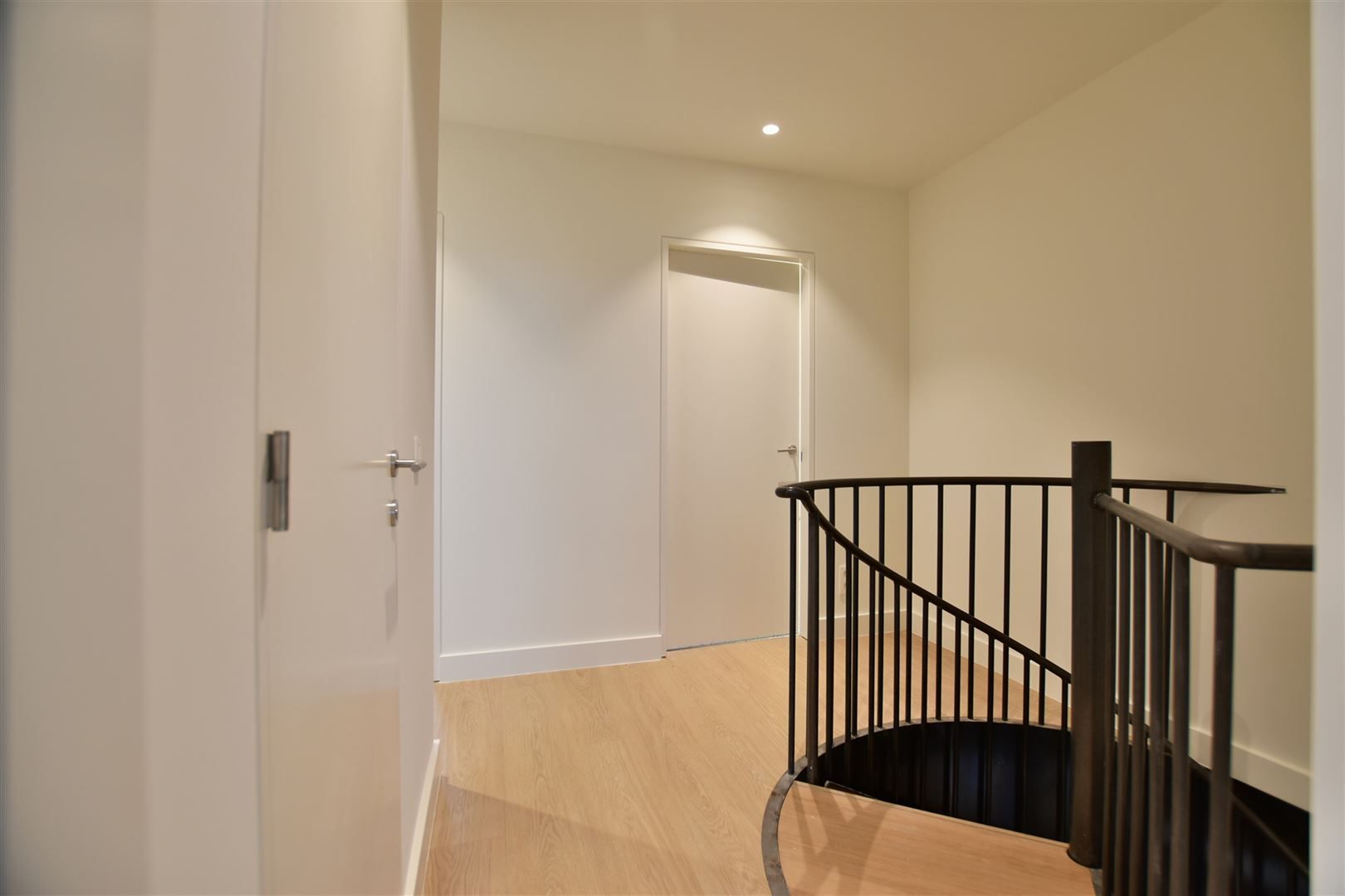 Prachtig luxueus appartement te huur in het bruisende hart van het centrum!  foto 17